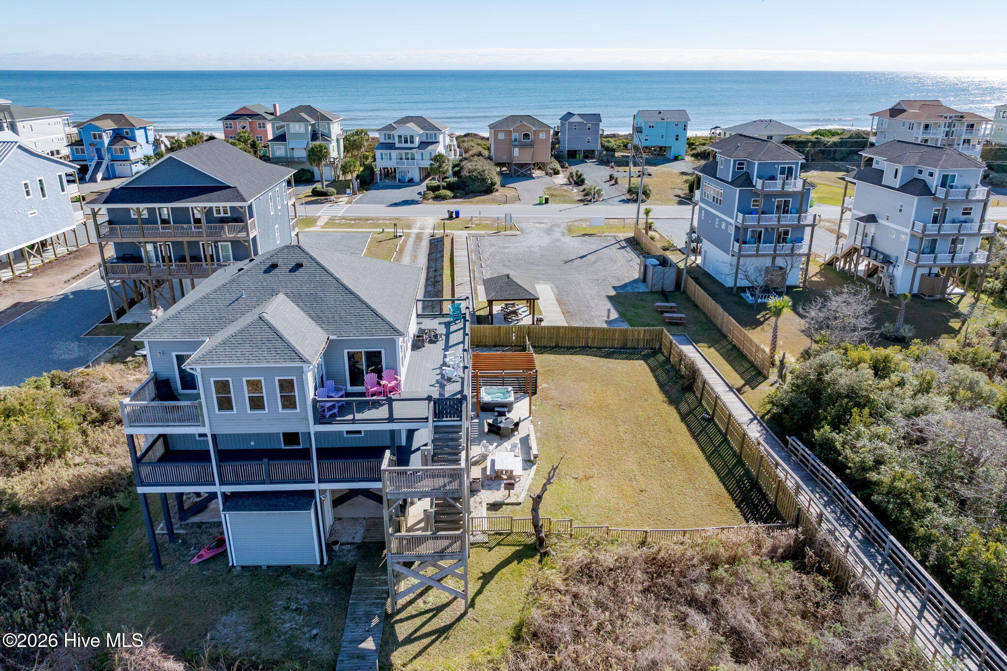 3627 Island Drive