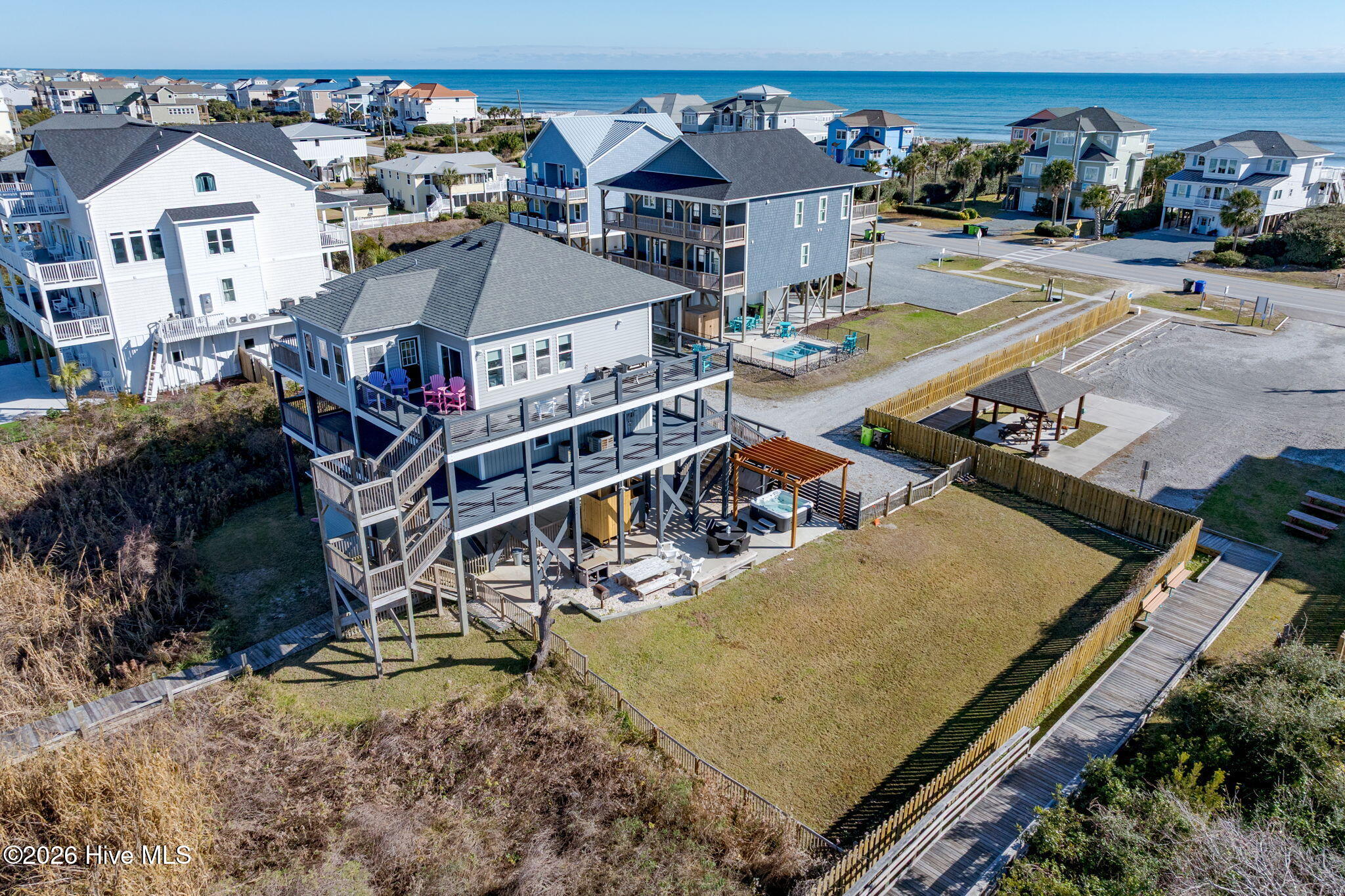 3627 Island Drive
