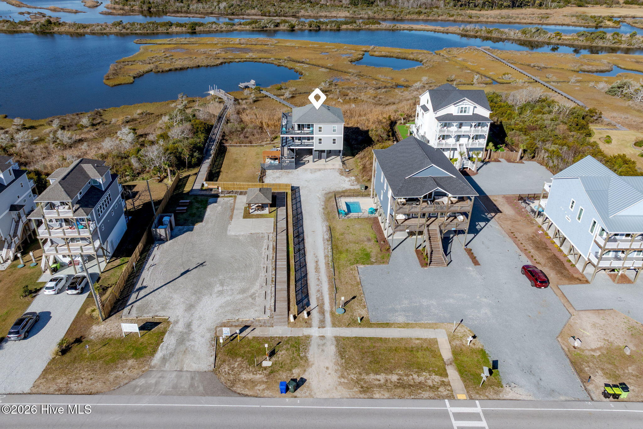 3627 Island Drive