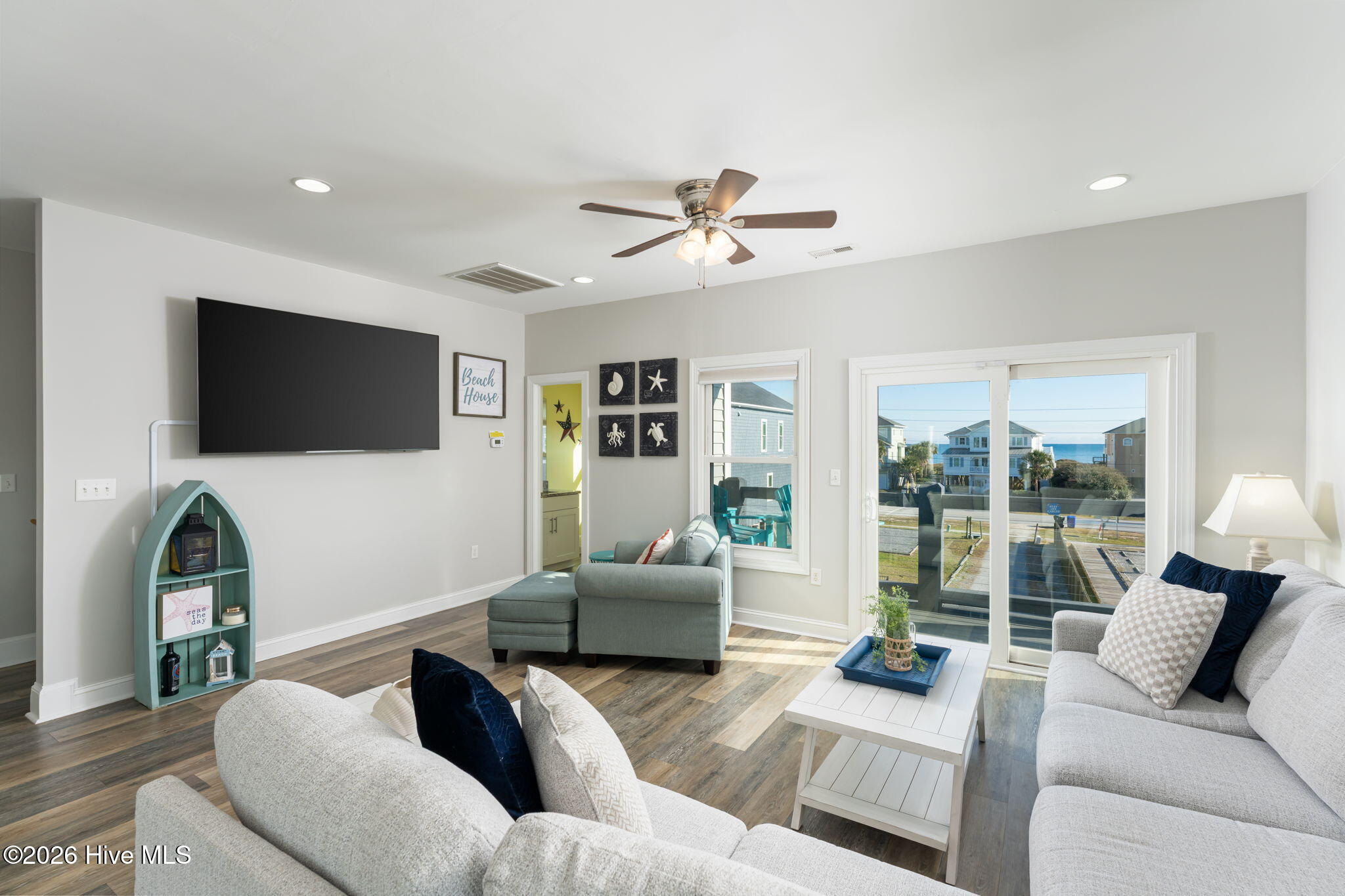 3627 Island Drive