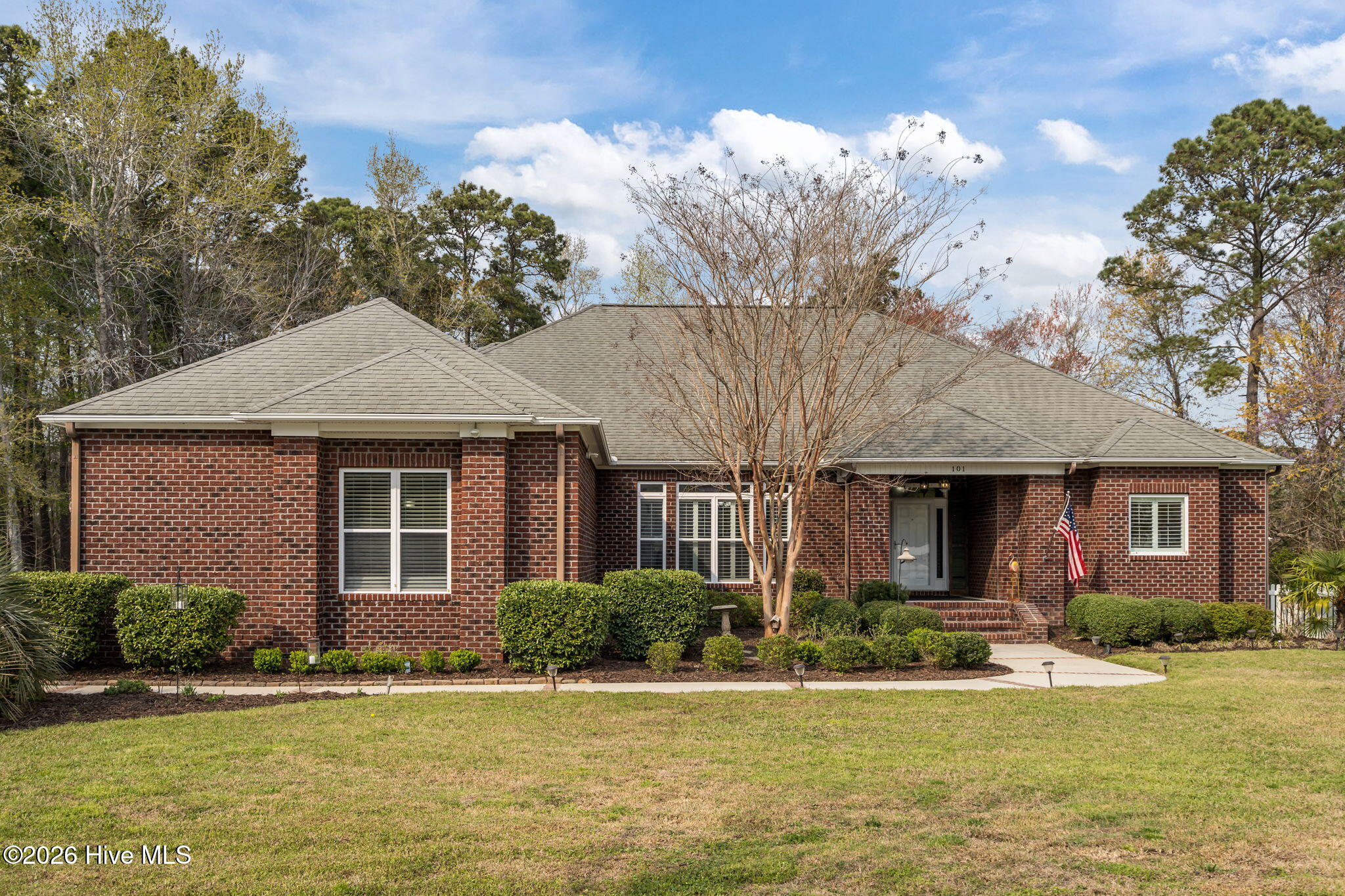 101 Forest Ridge Trail