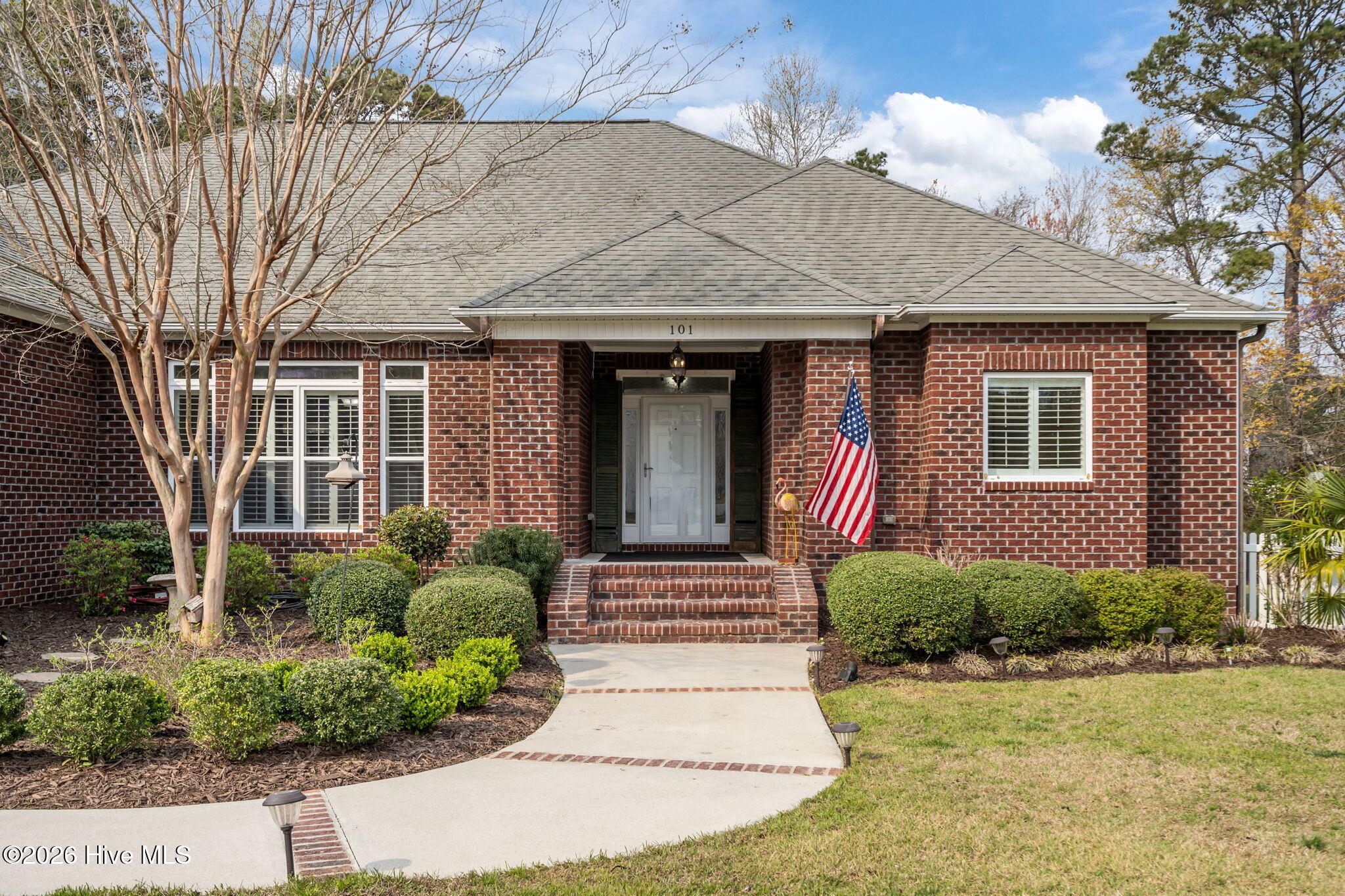 101 Forest Ridge Trail