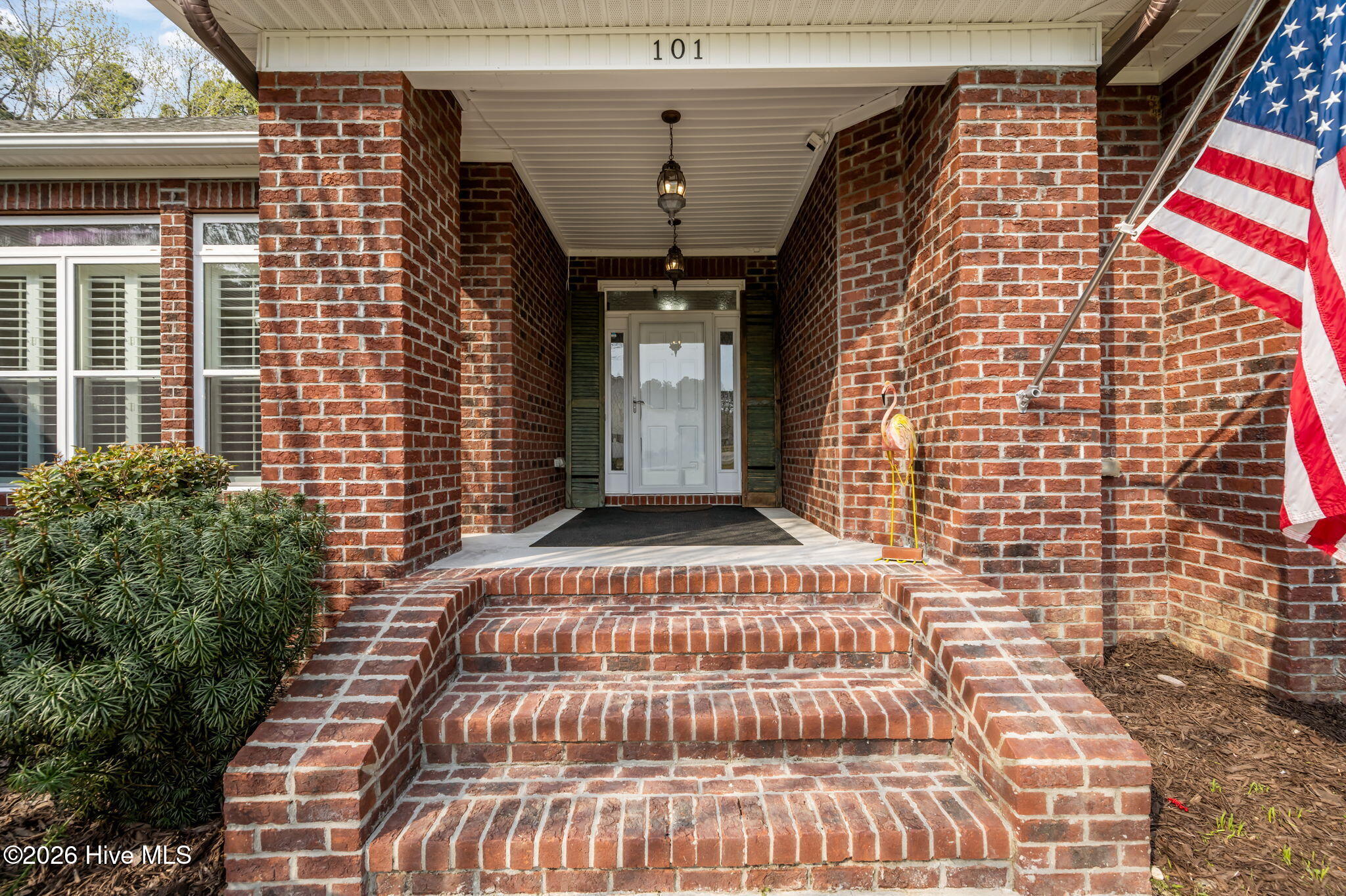 101 Forest Ridge Trail