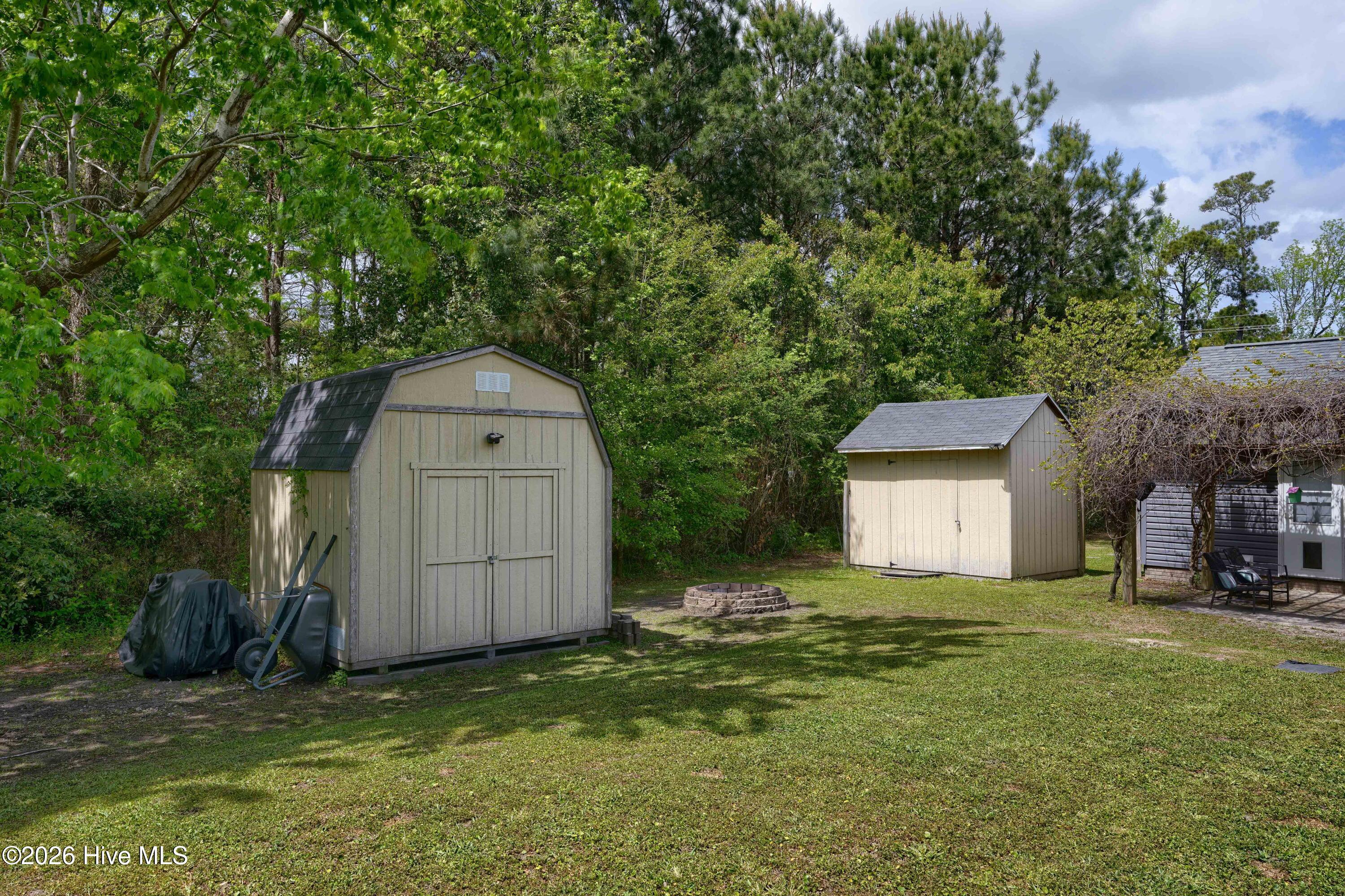 1698 Old Folkstone Road