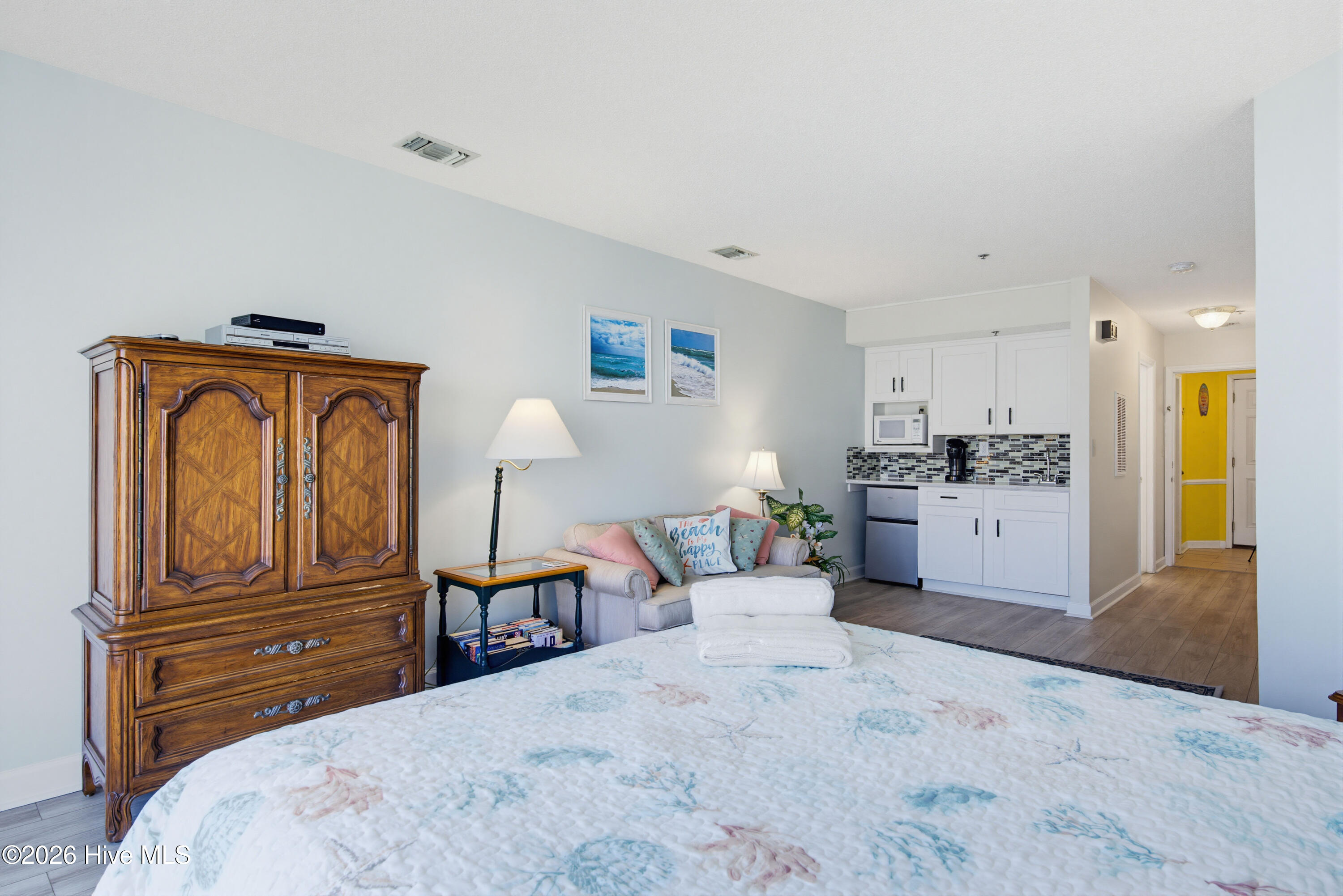 790 New River Inlet Road Unit 208a