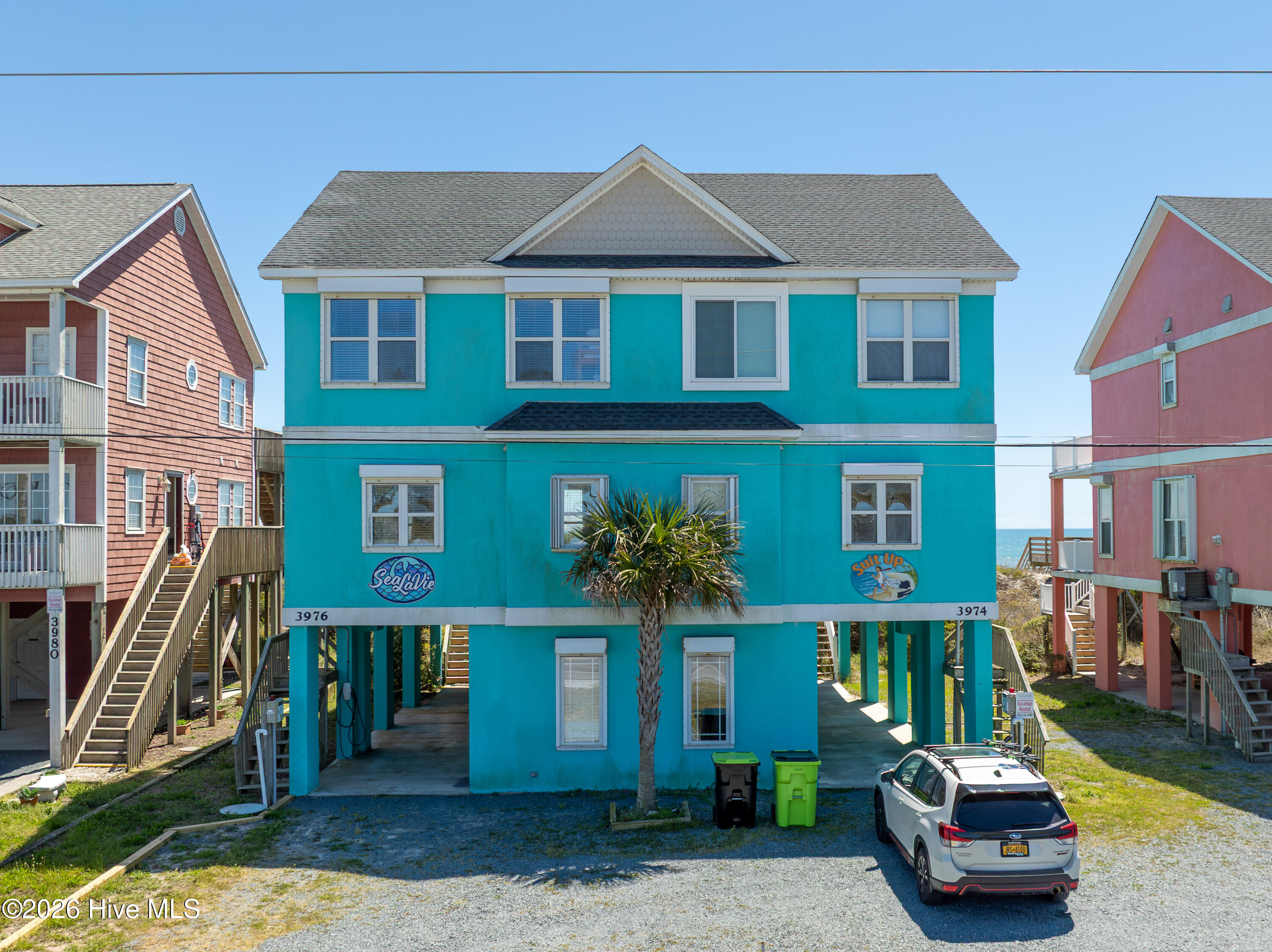 3976 Island Drive