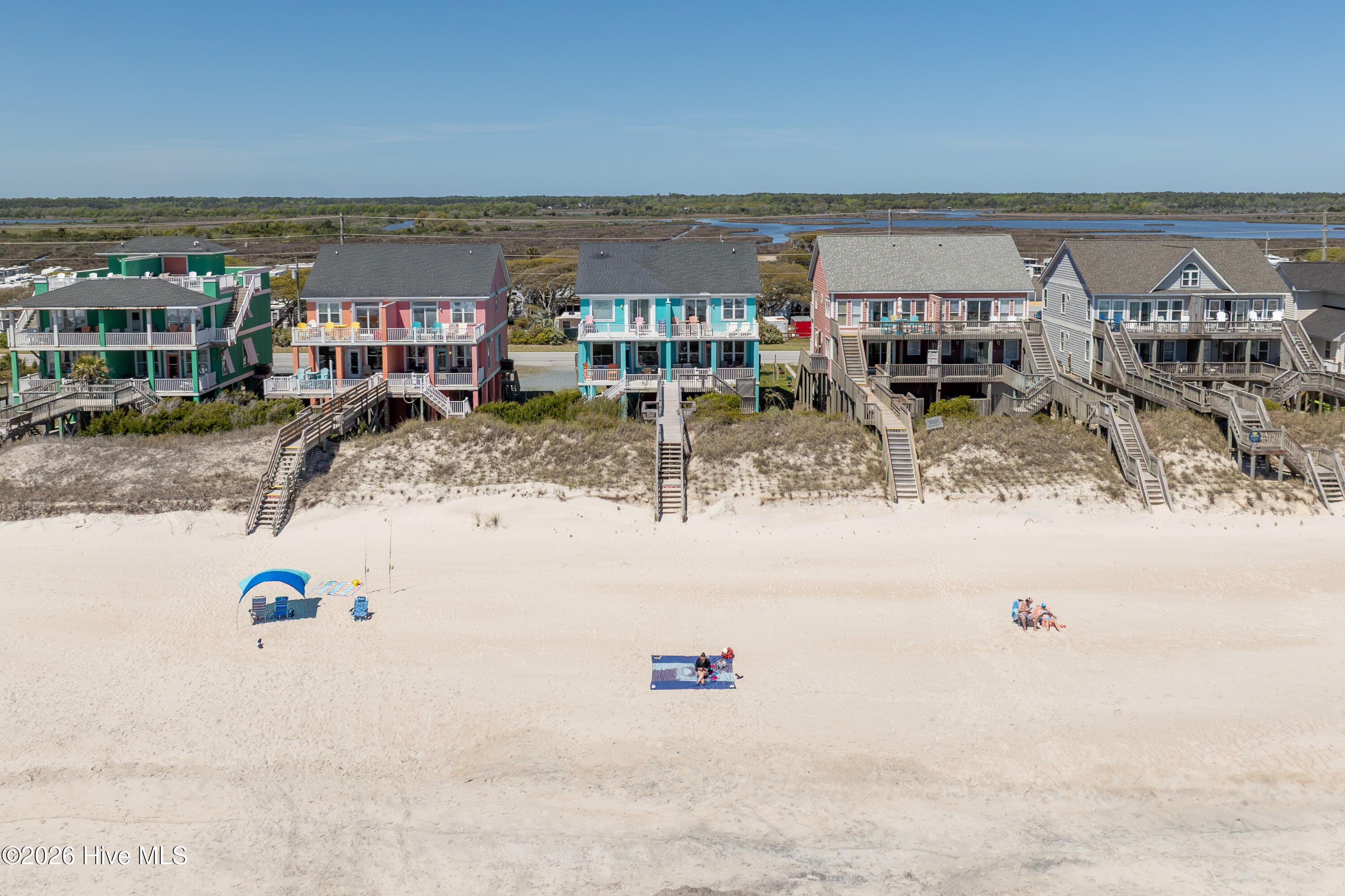 3976 Island Drive