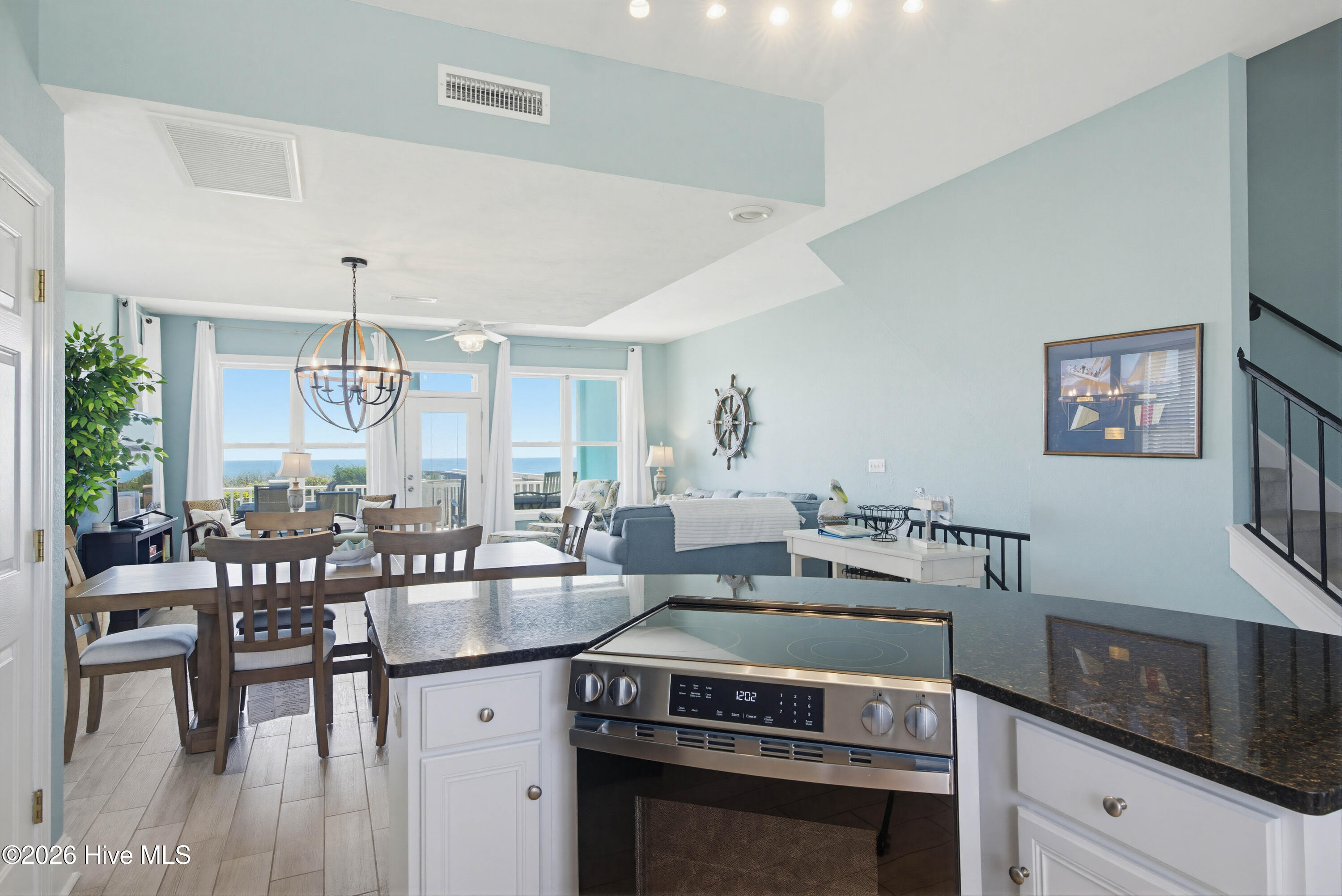 3976 Island Drive
