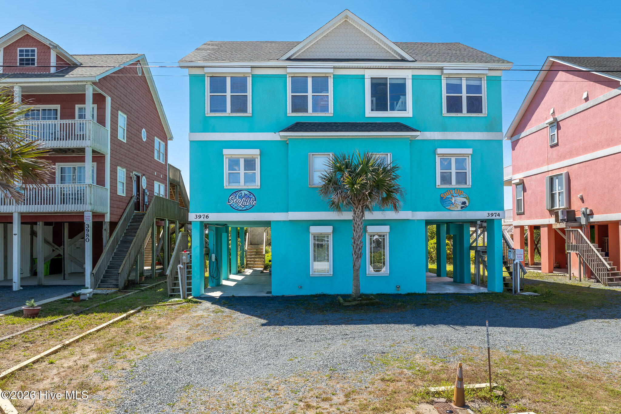 3976 Island Drive