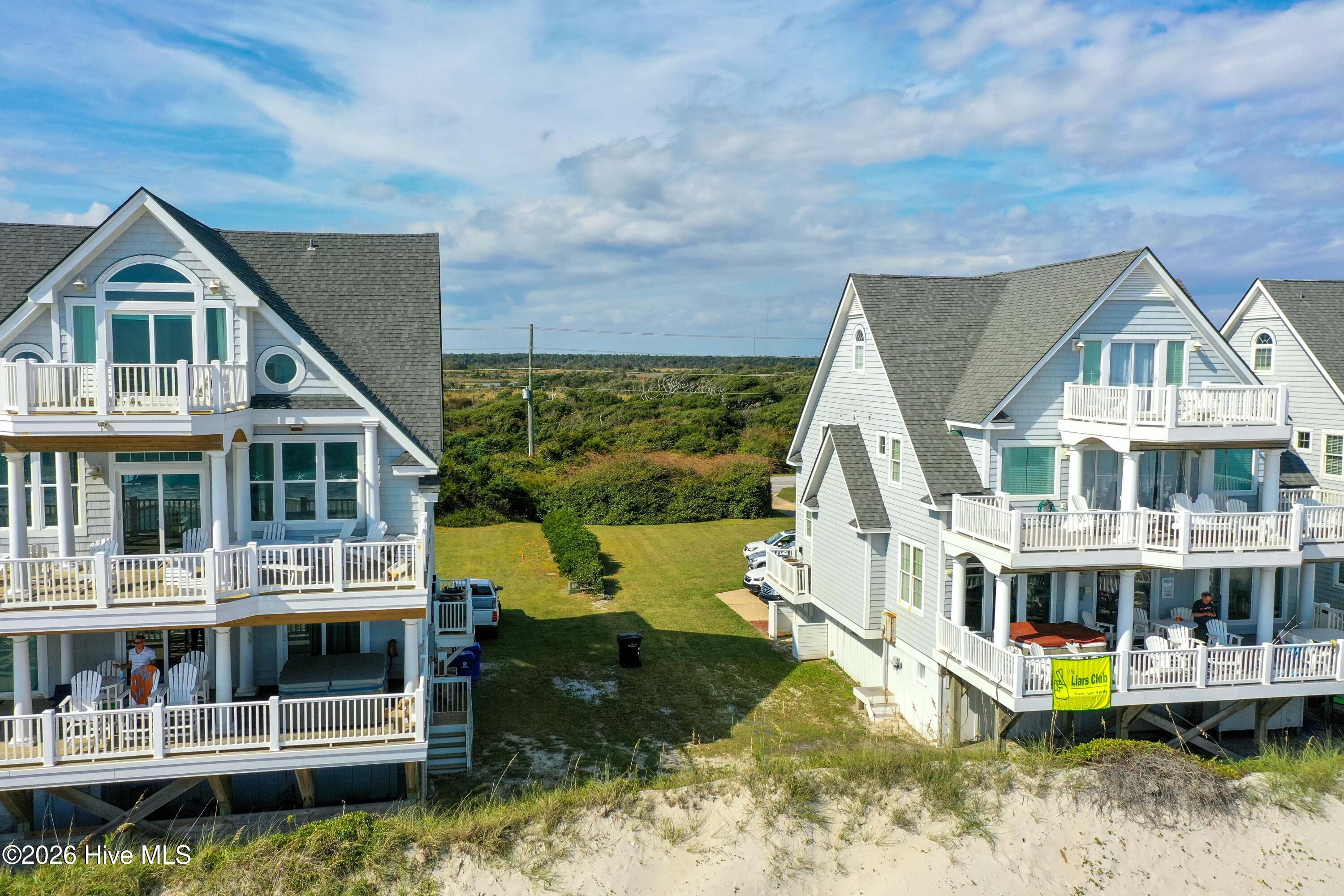 4264 Island Drive
