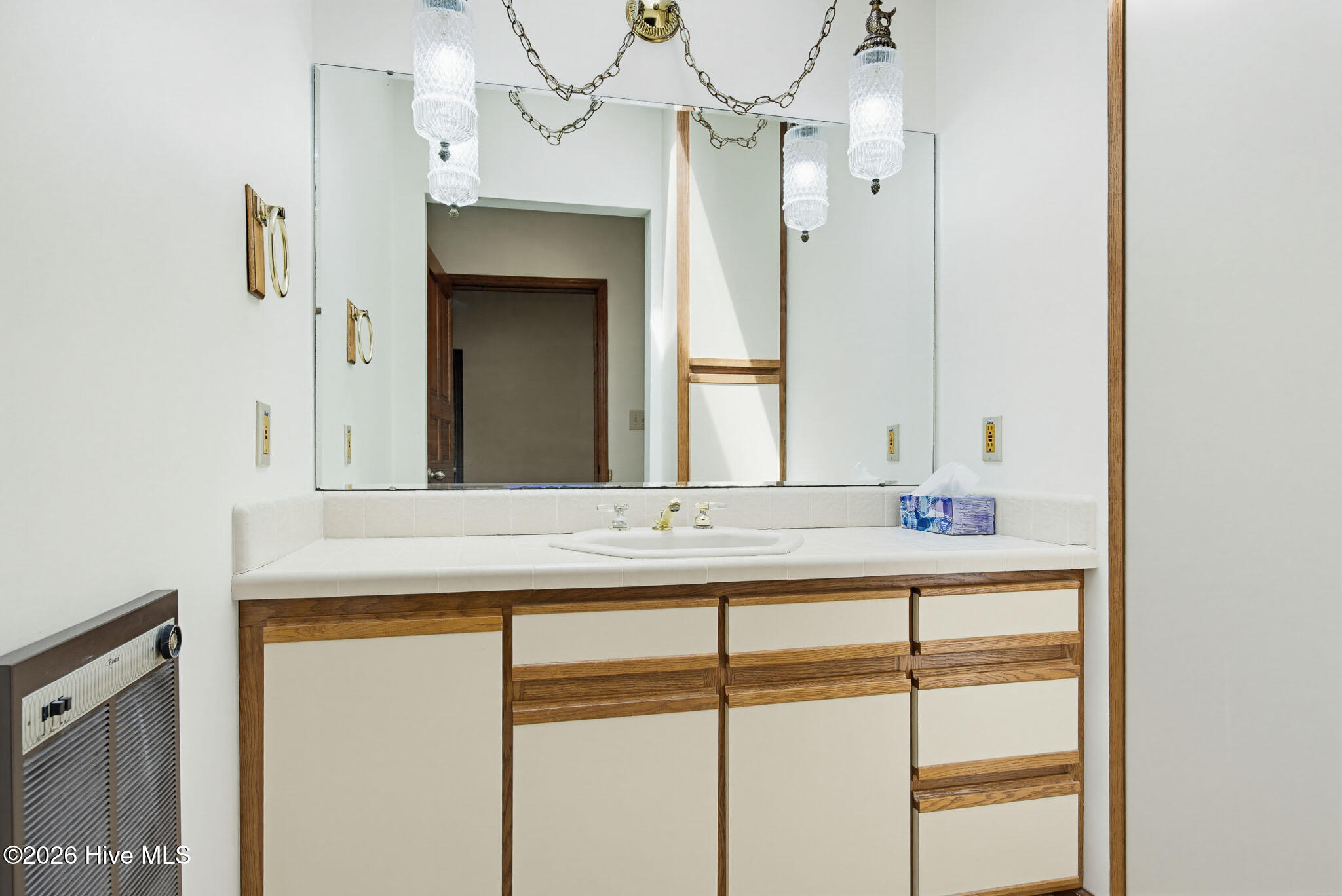 1984 Kings Landing Road