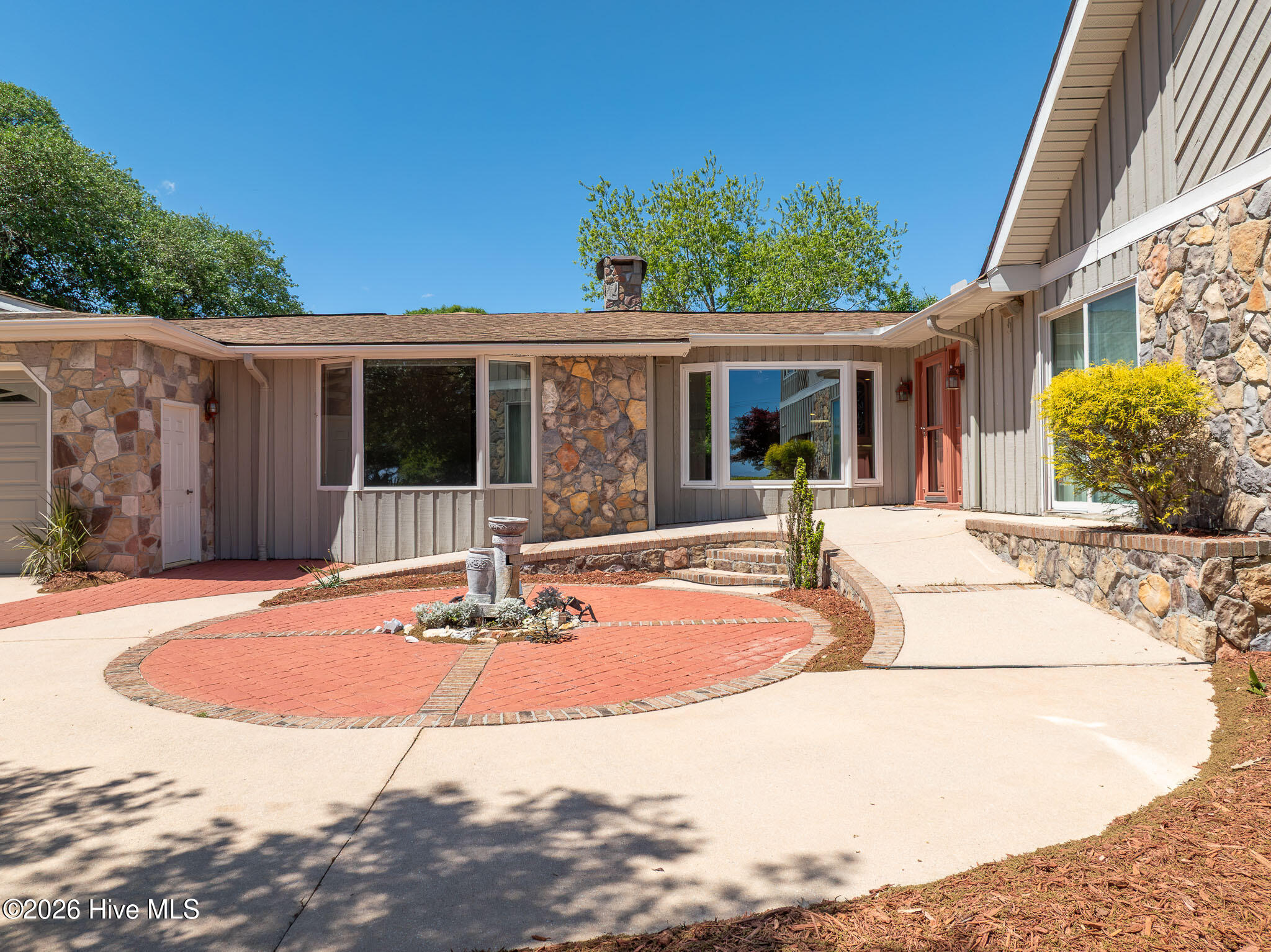 1984 Kings Landing Road