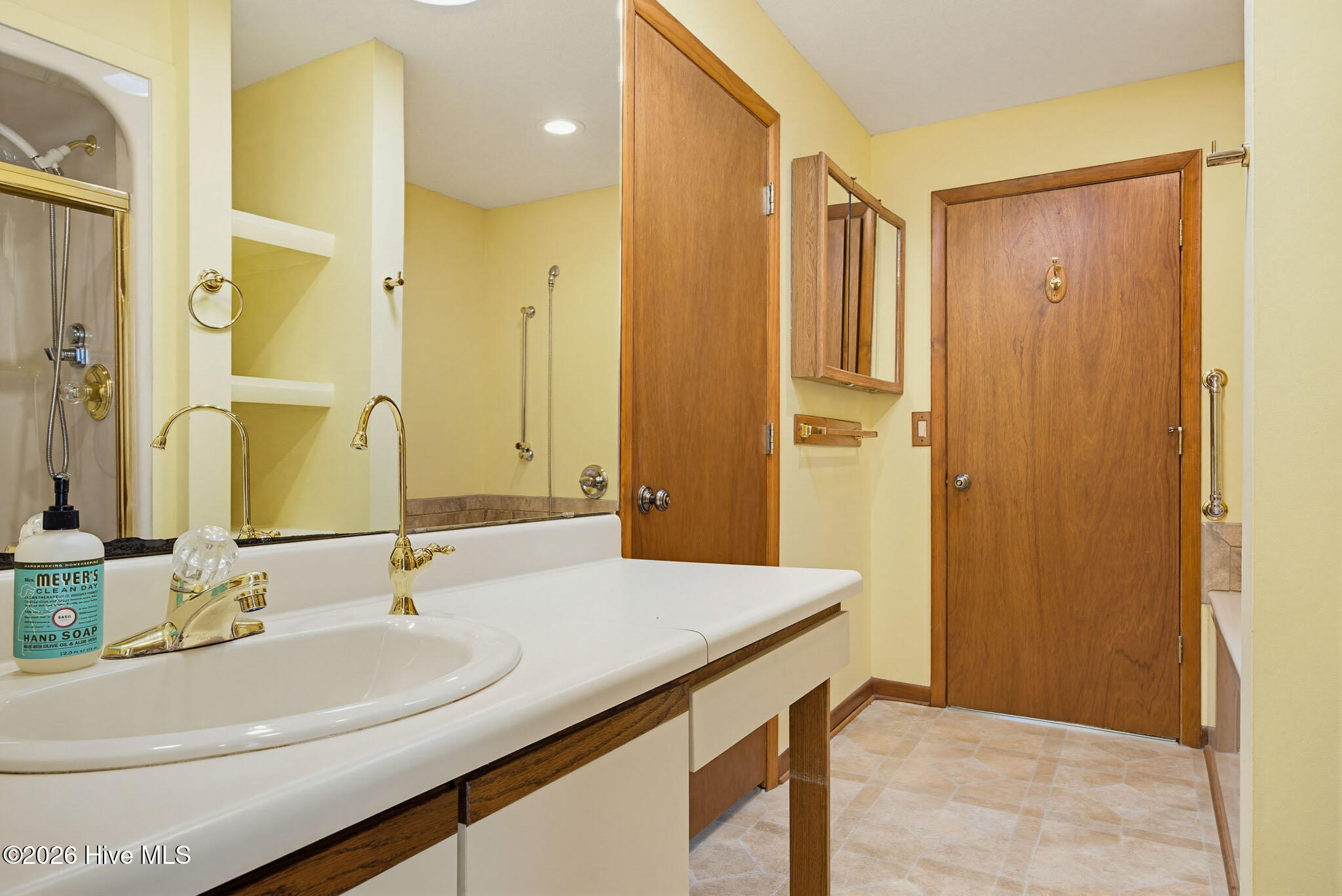 1984 Kings Landing Road