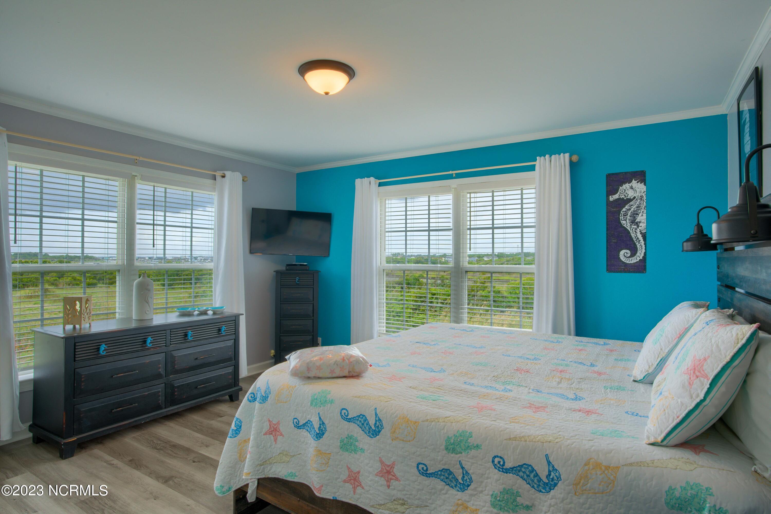 1337 New River Inlet Road