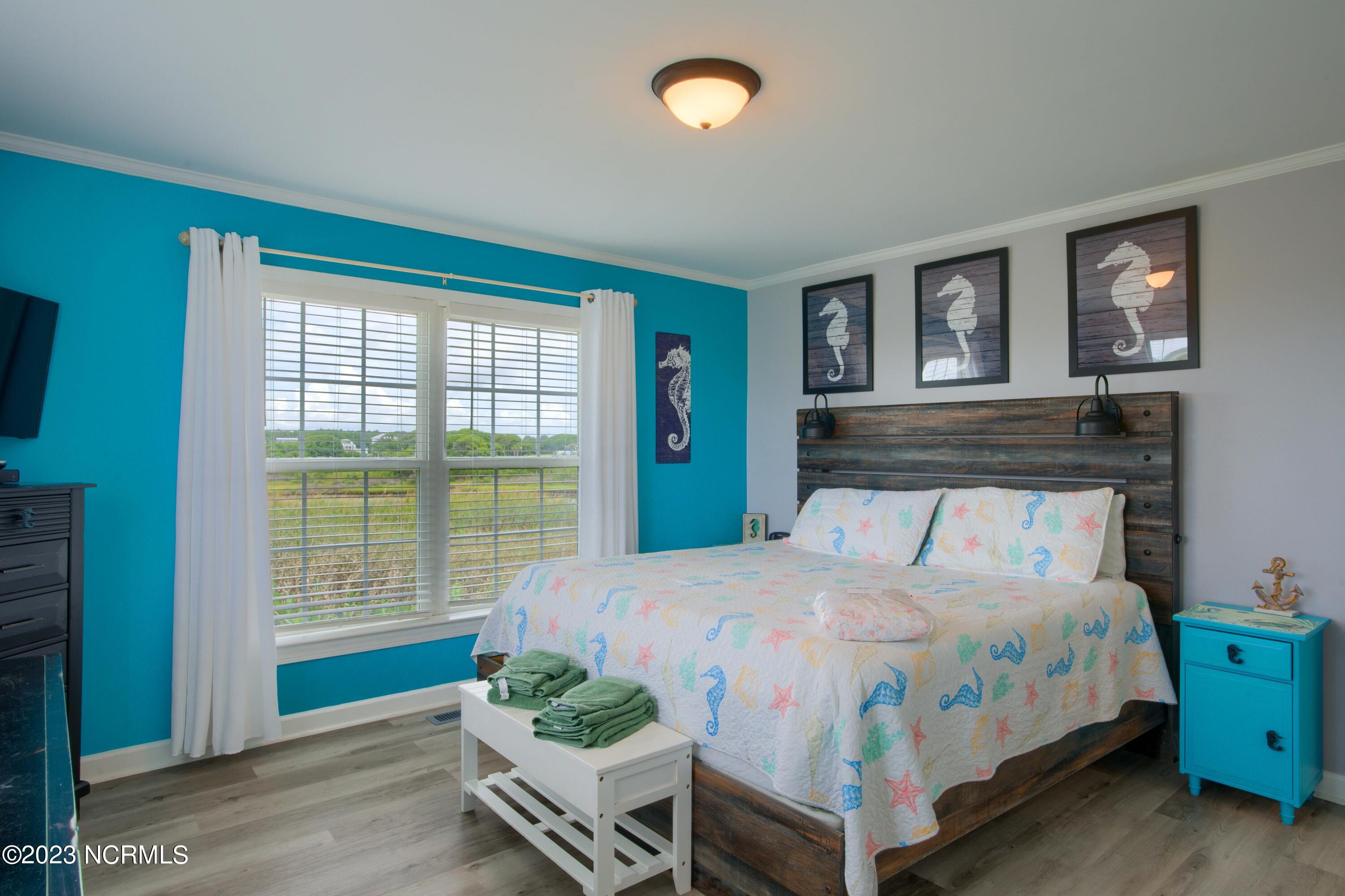 1337 New River Inlet Road