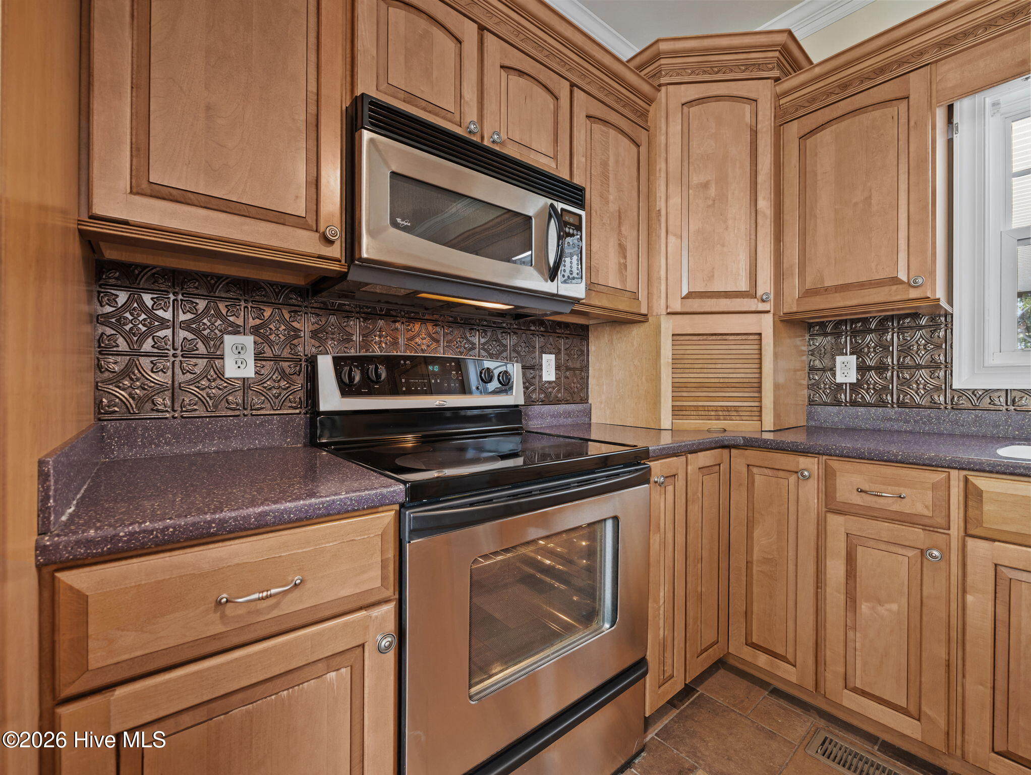 332 Batchelor Bay Road