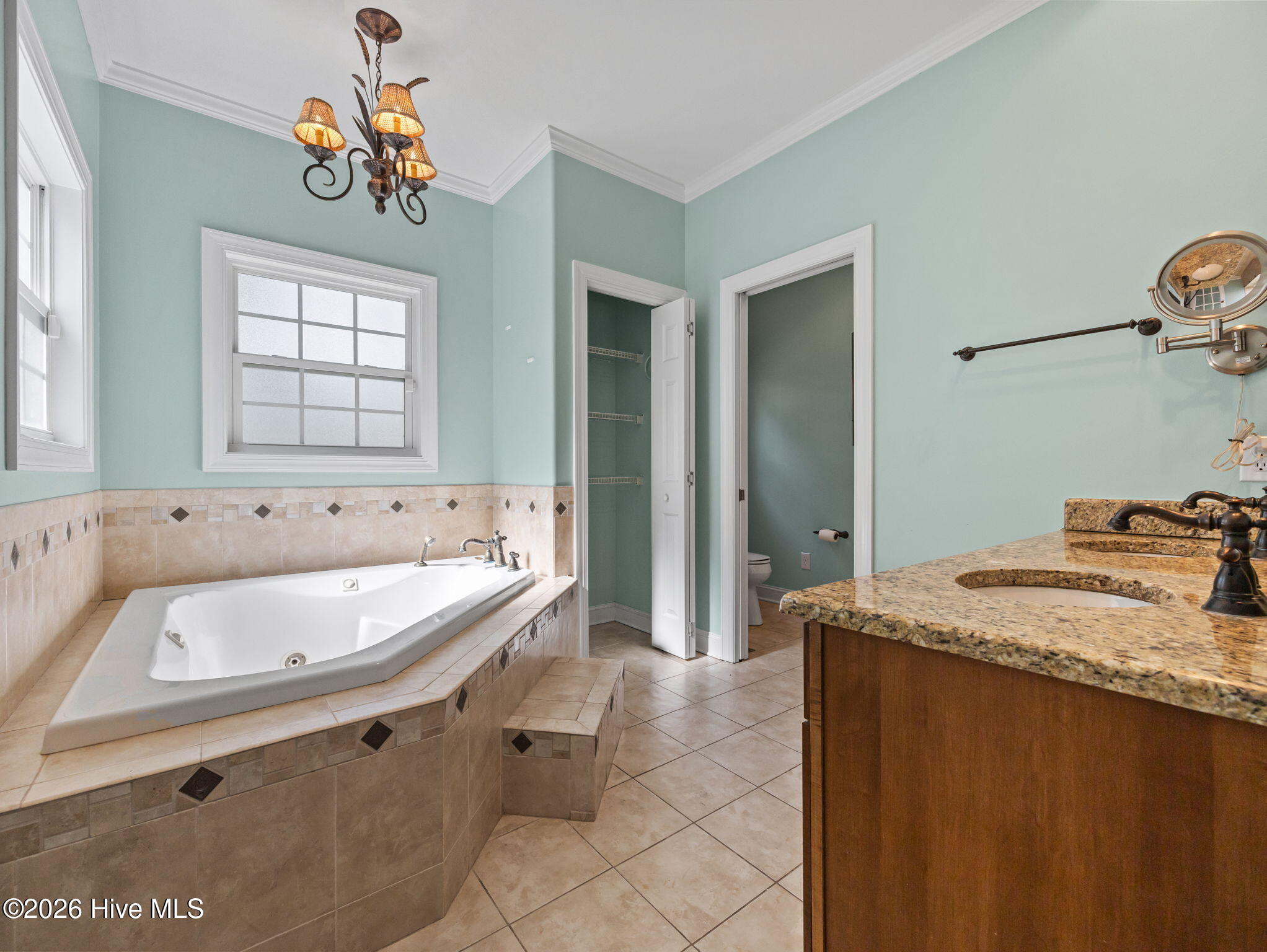 332 Batchelor Bay Road