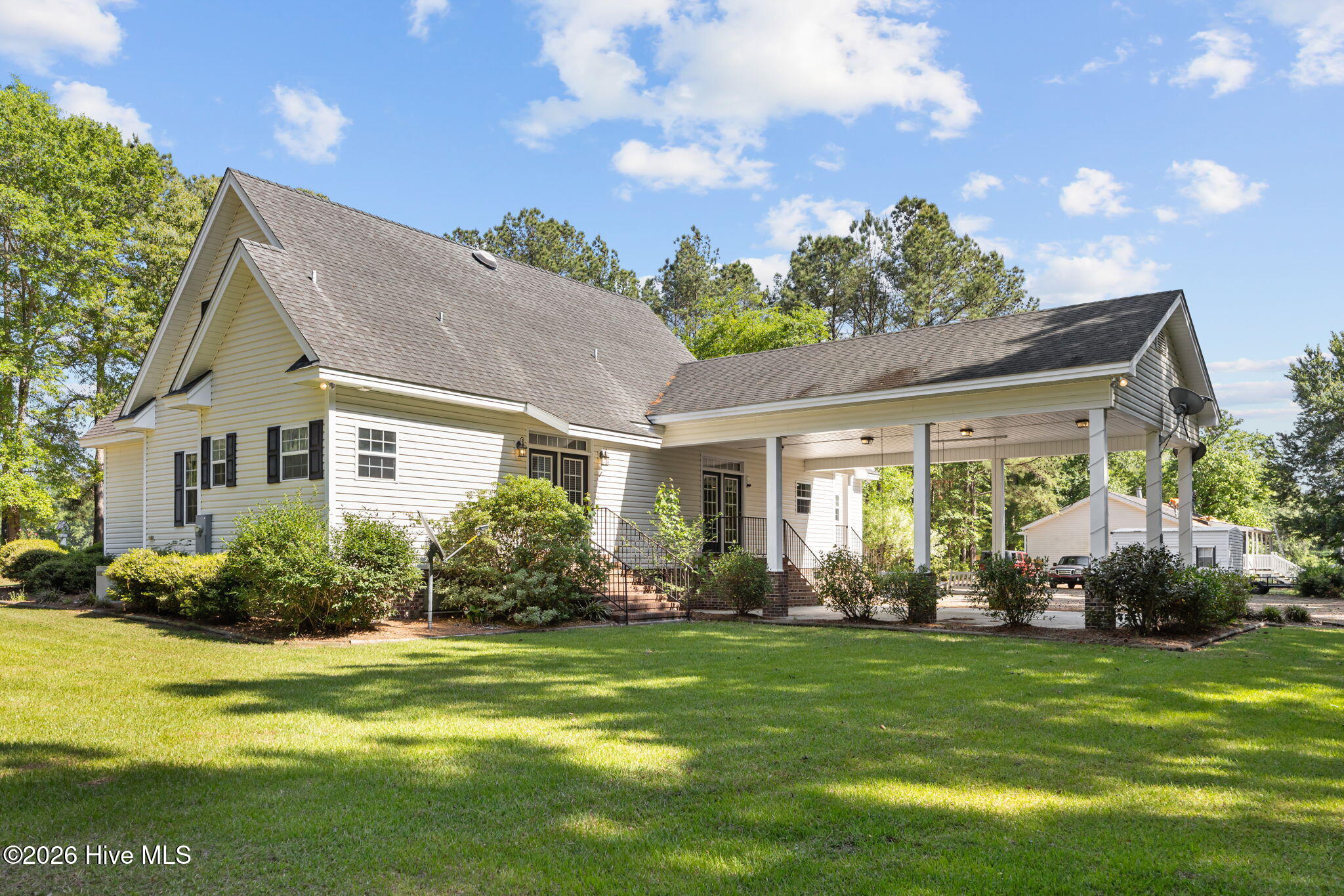 332 Batchelor Bay Road
