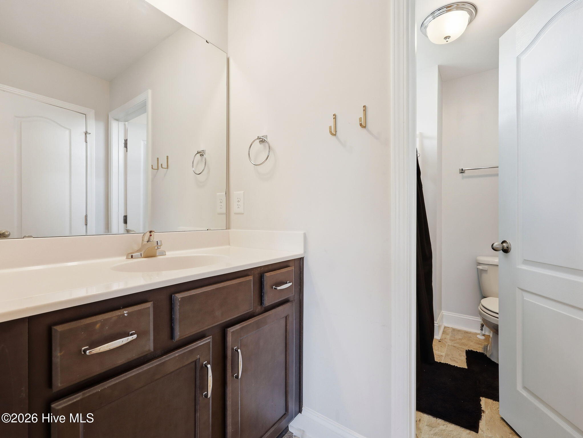 903 Courthouse Crossing