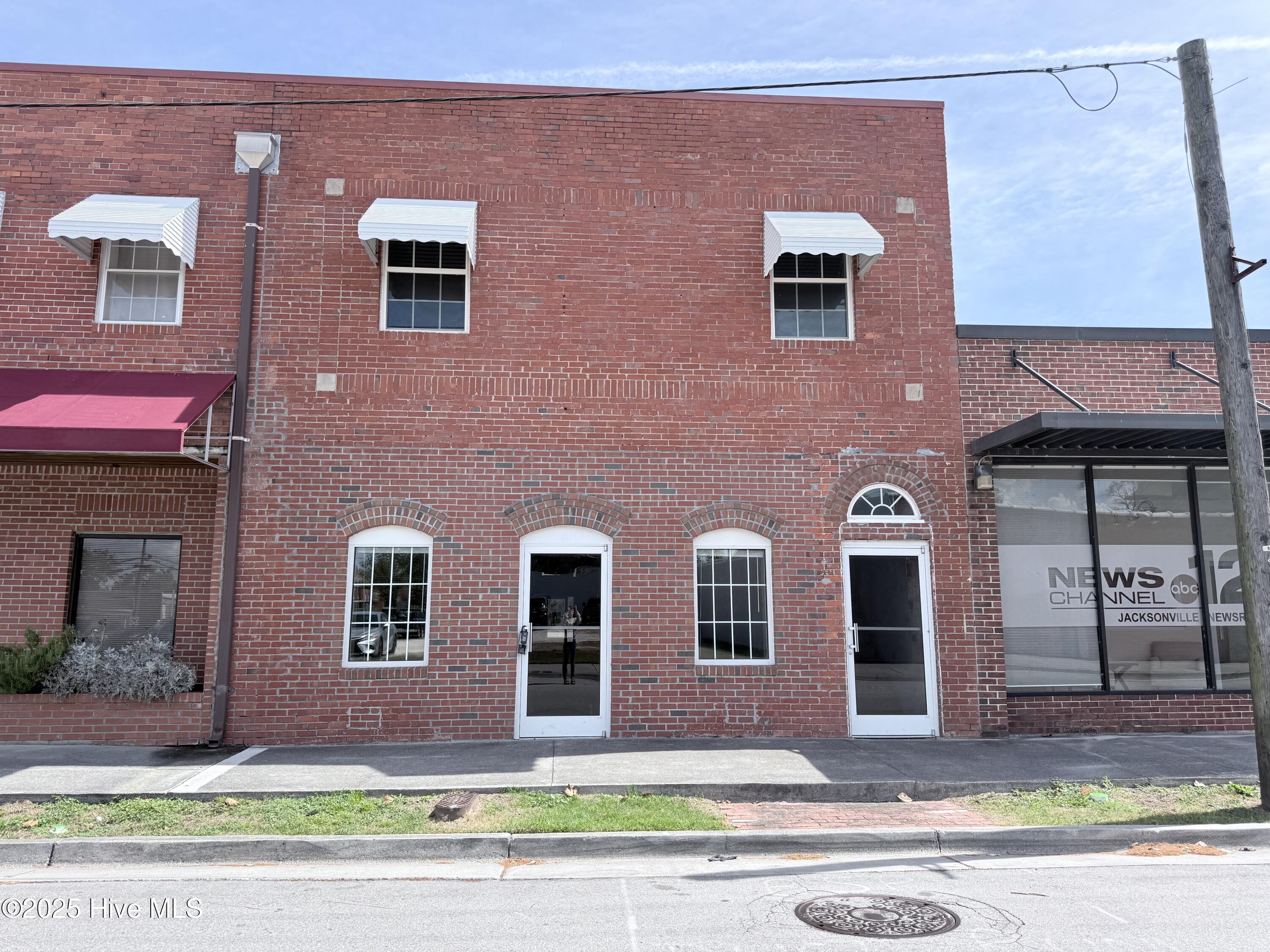 512 Court Street