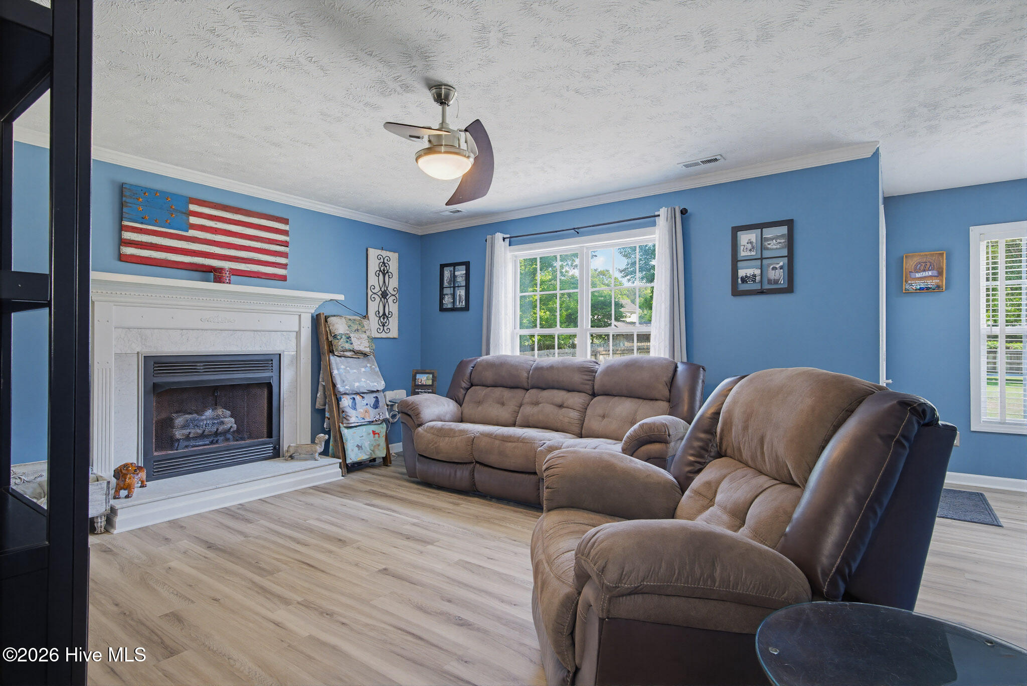 303 E Regent Court