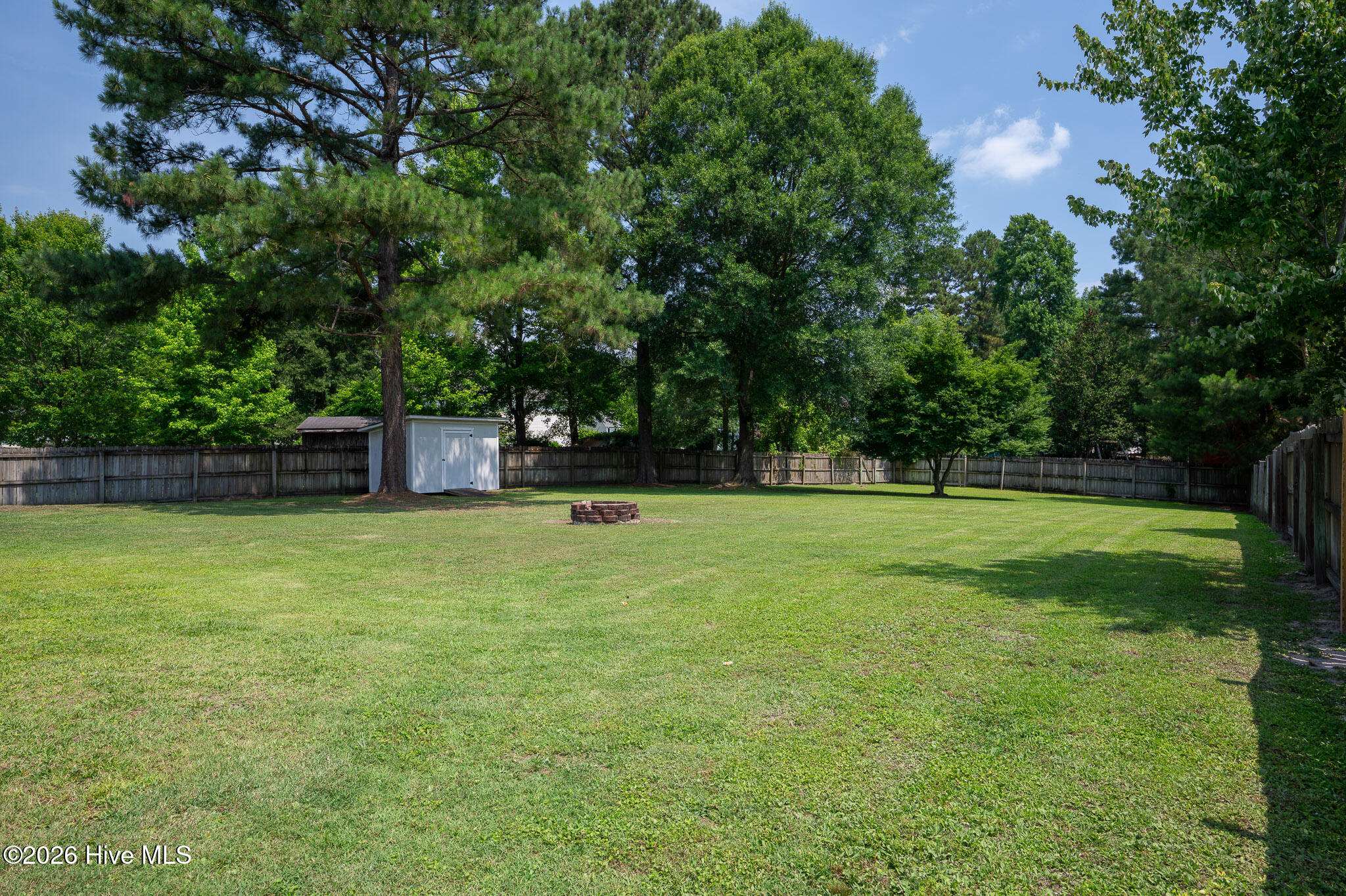 303 E Regent Court