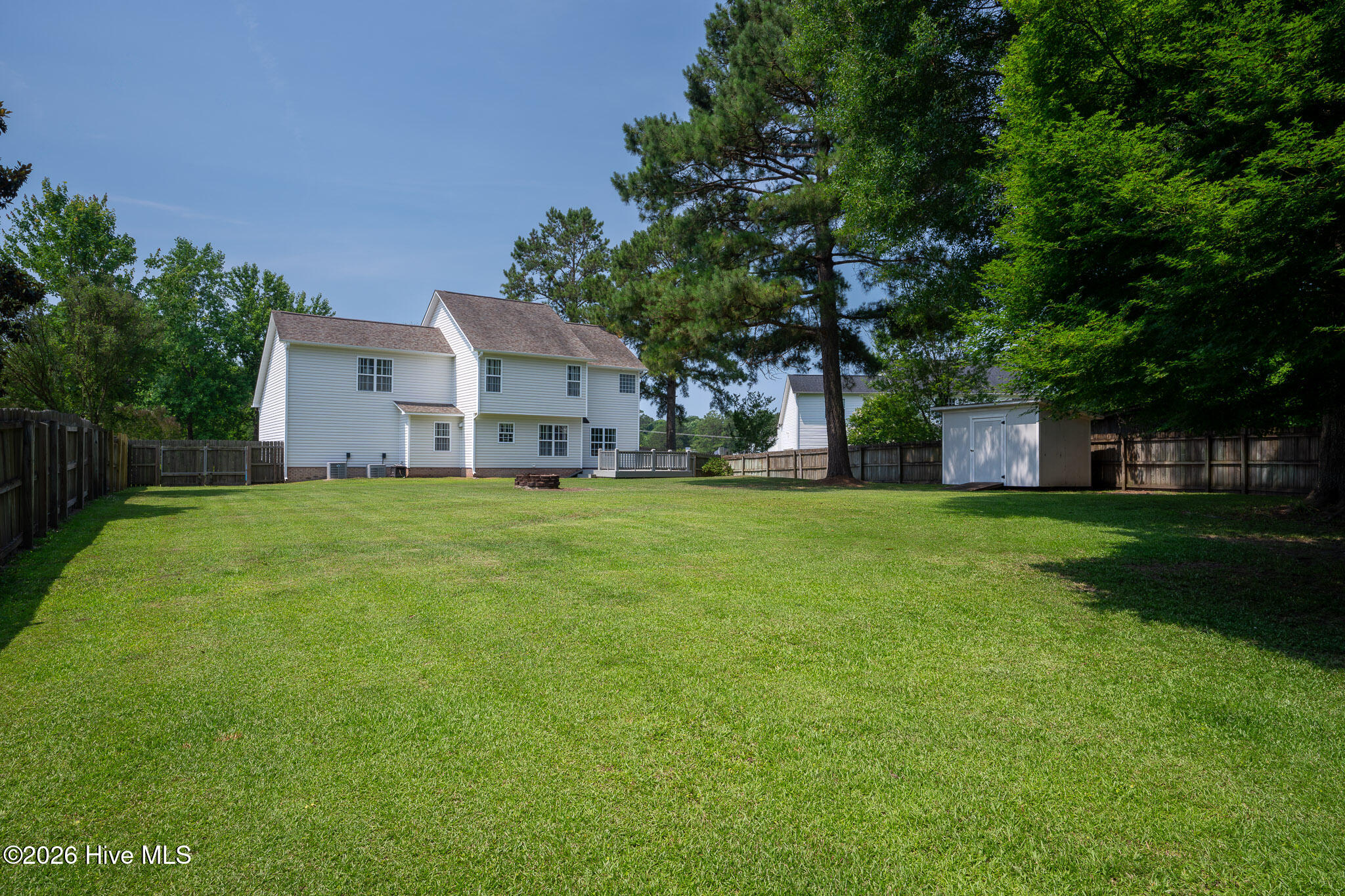 303 E Regent Court