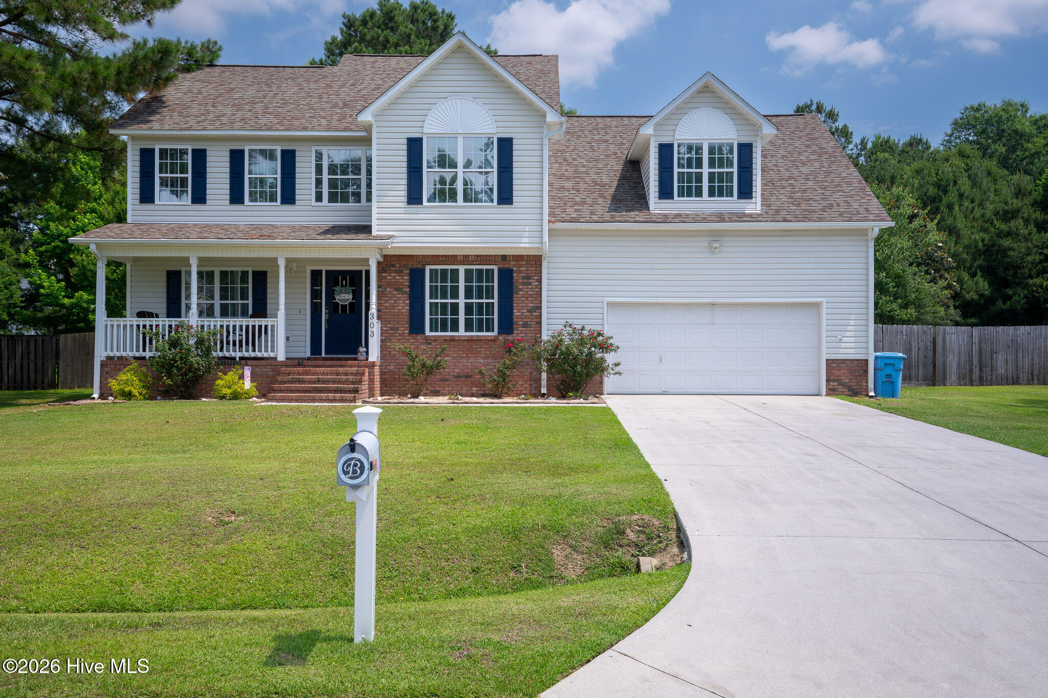 303 E Regent Court