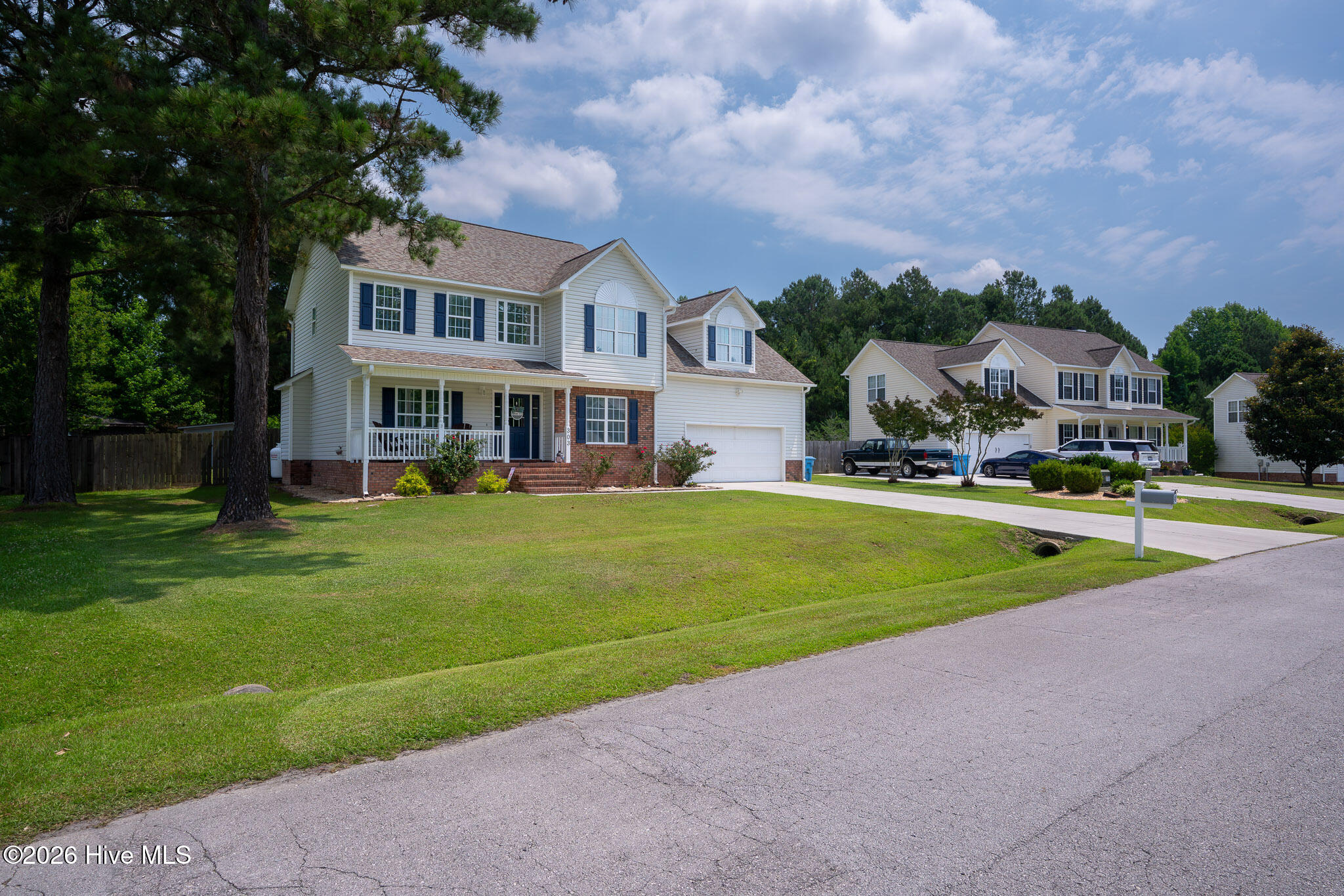 303 E Regent Court