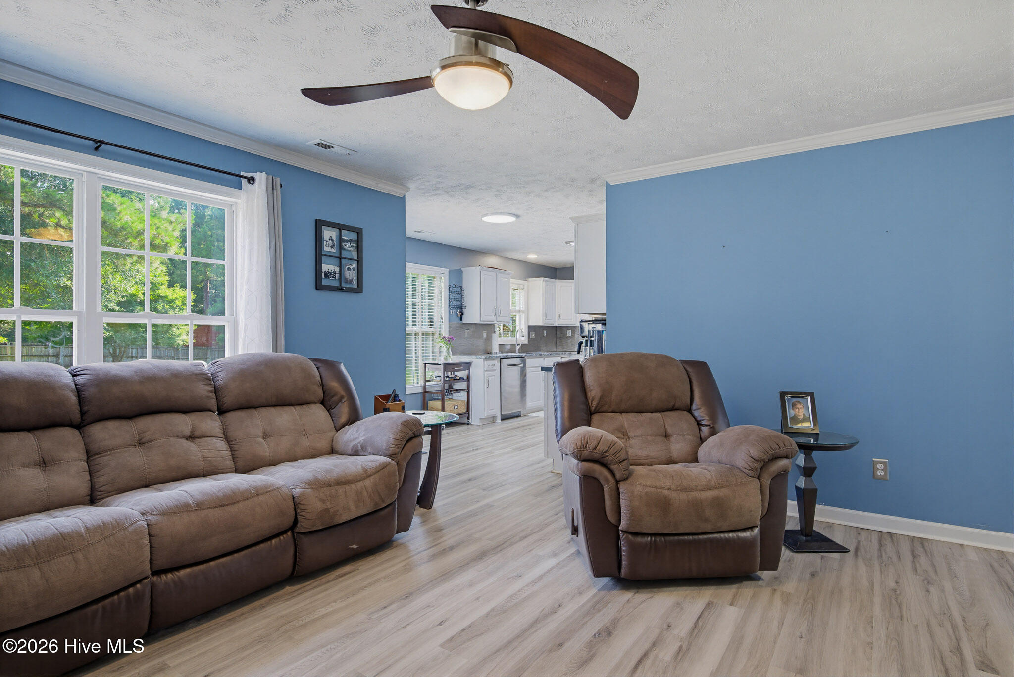 303 E Regent Court