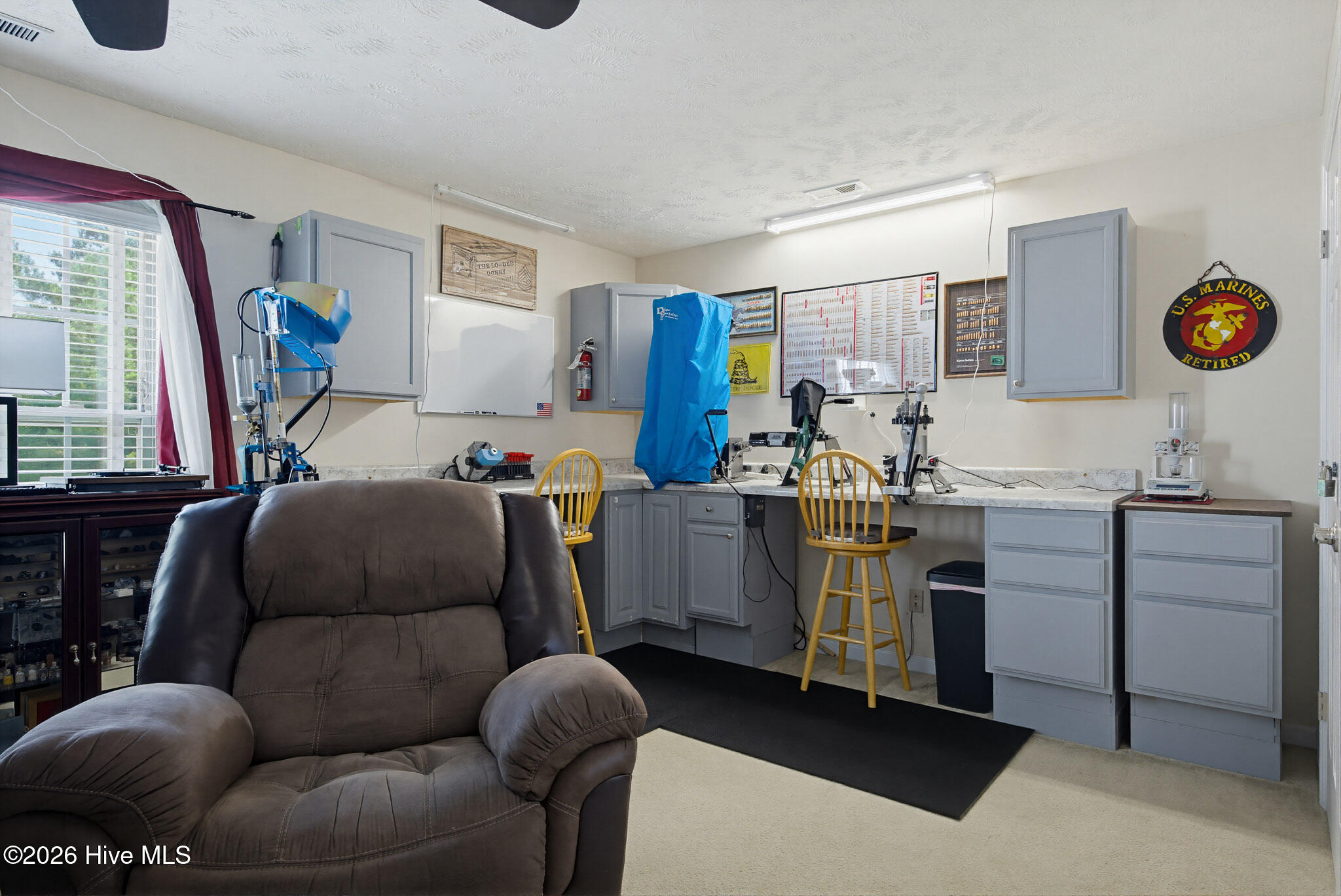 303 E Regent Court