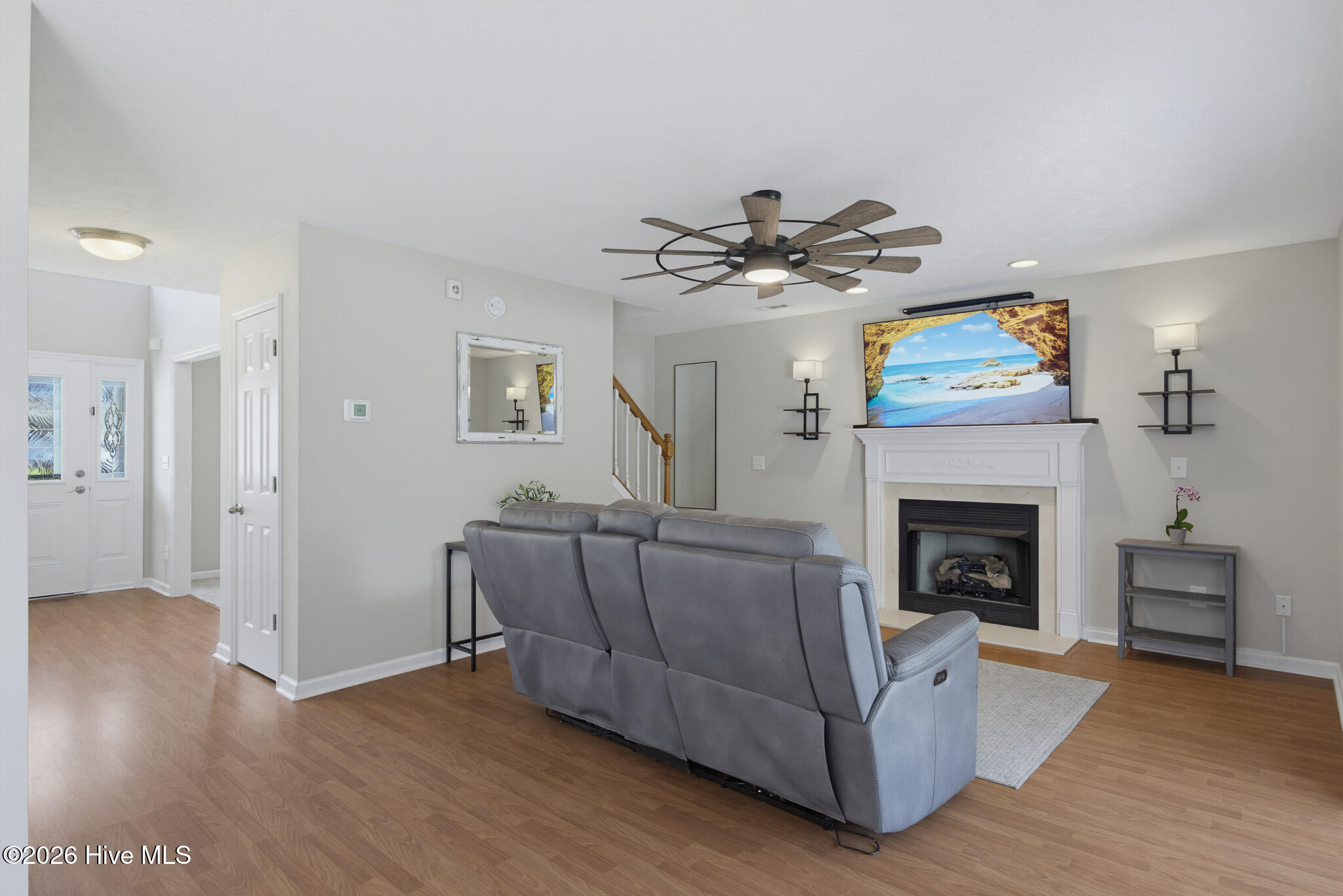 203 Honey Court E