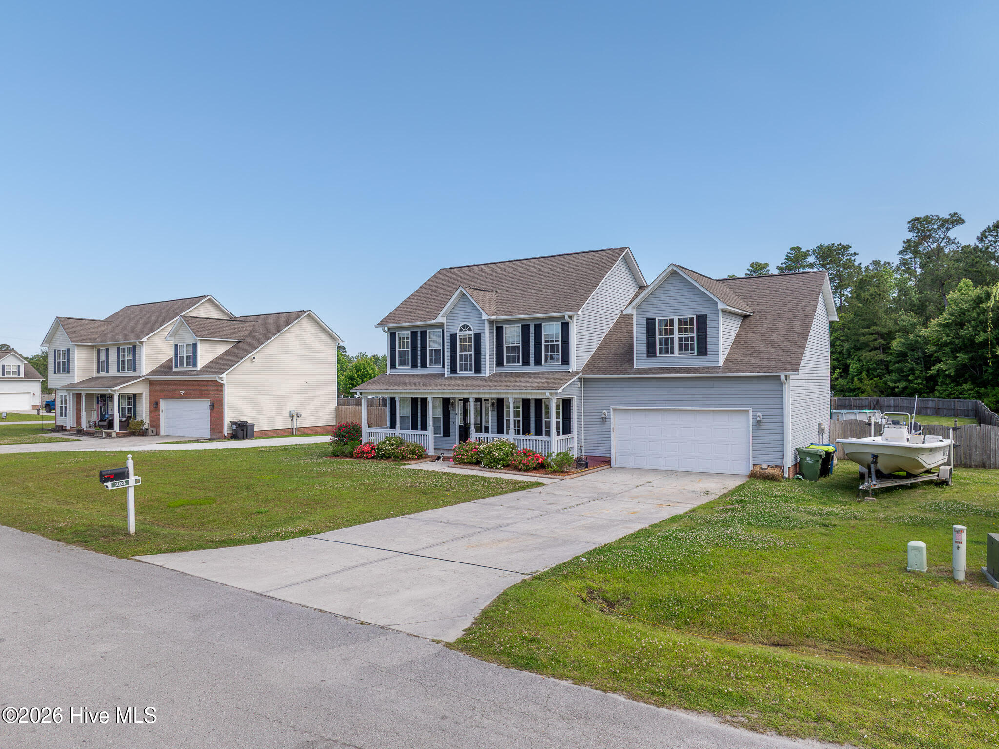203 Honey Court E