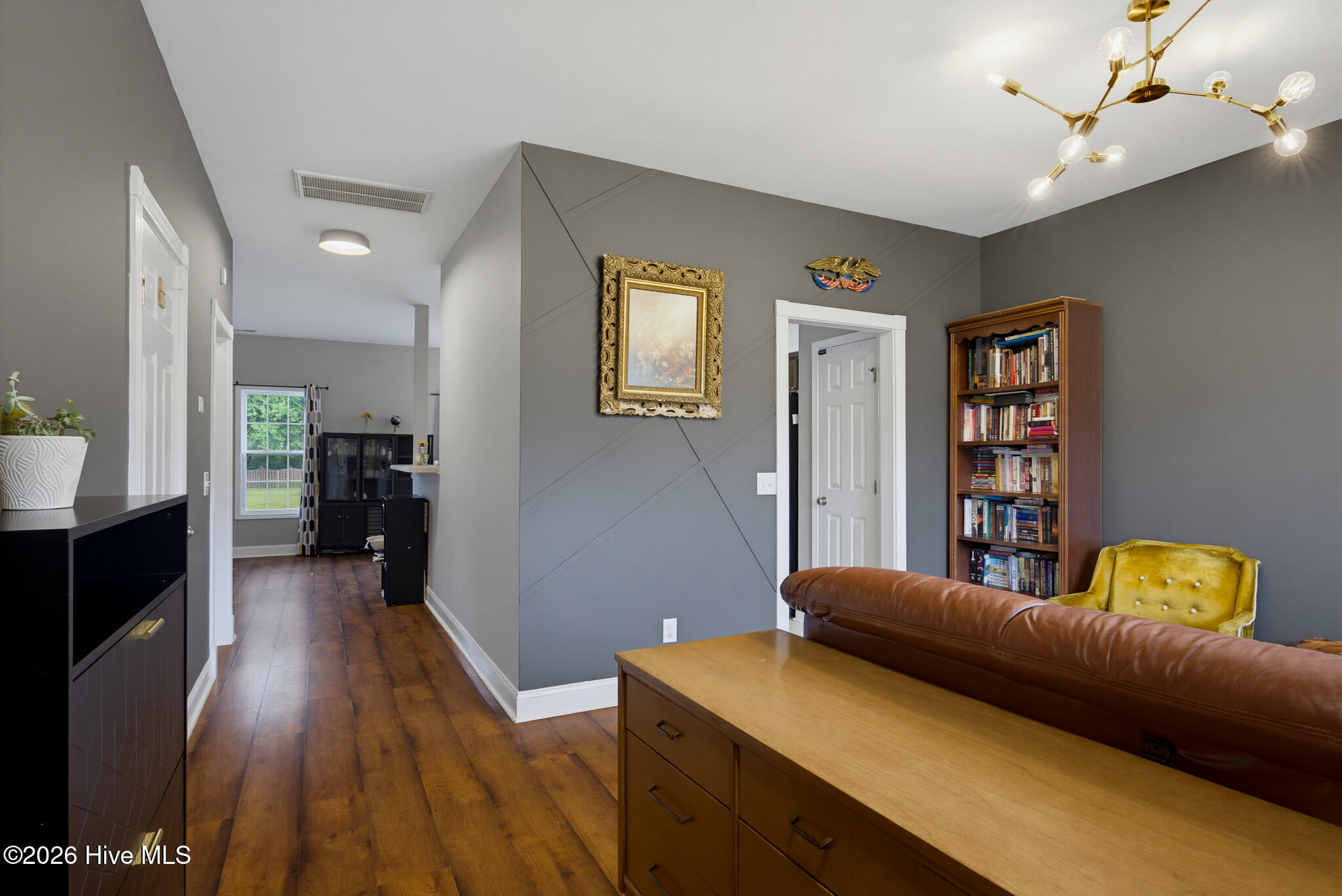 108 Willard Way