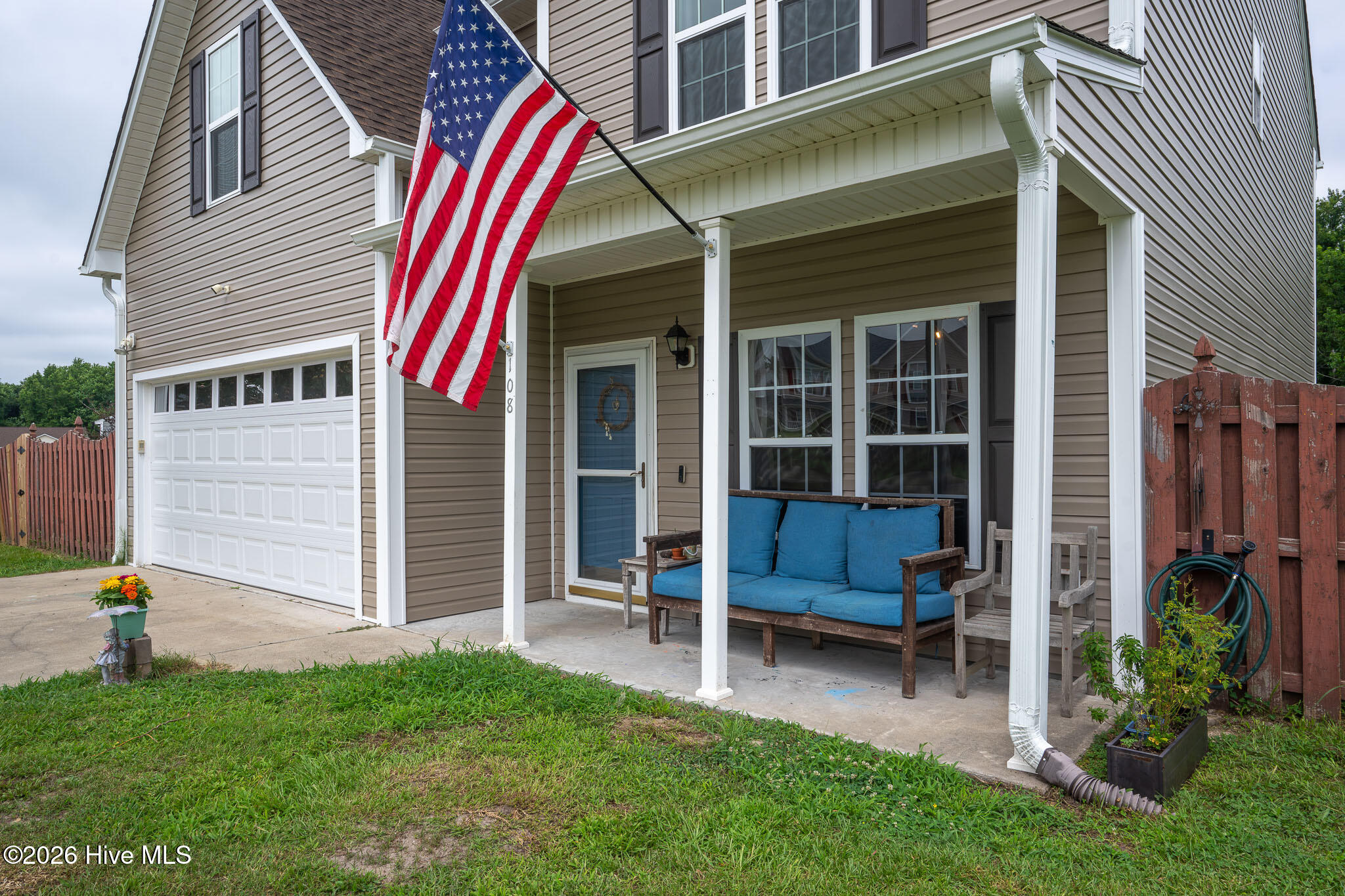 108 Willard Way