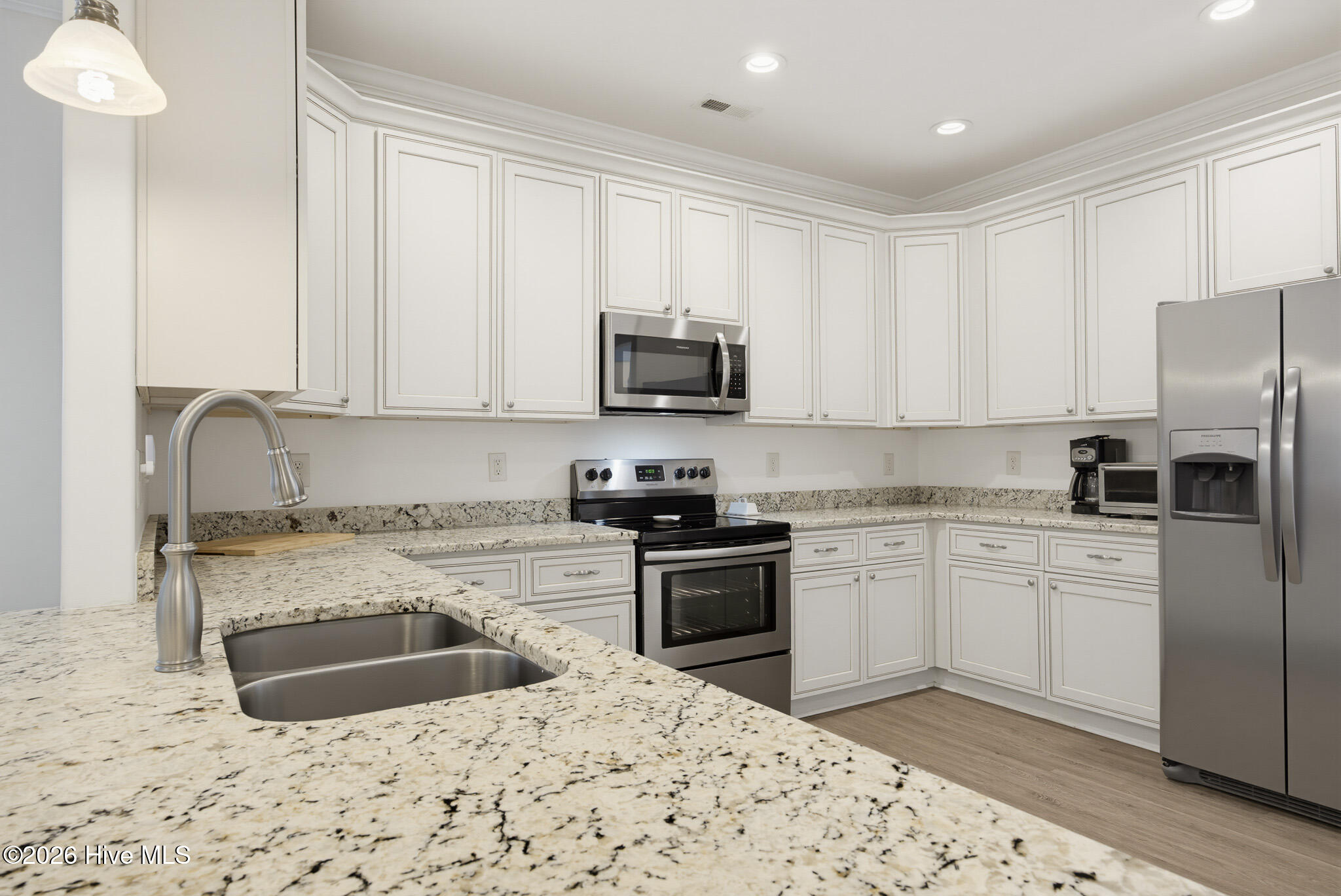 1306 Old Folkstone Road