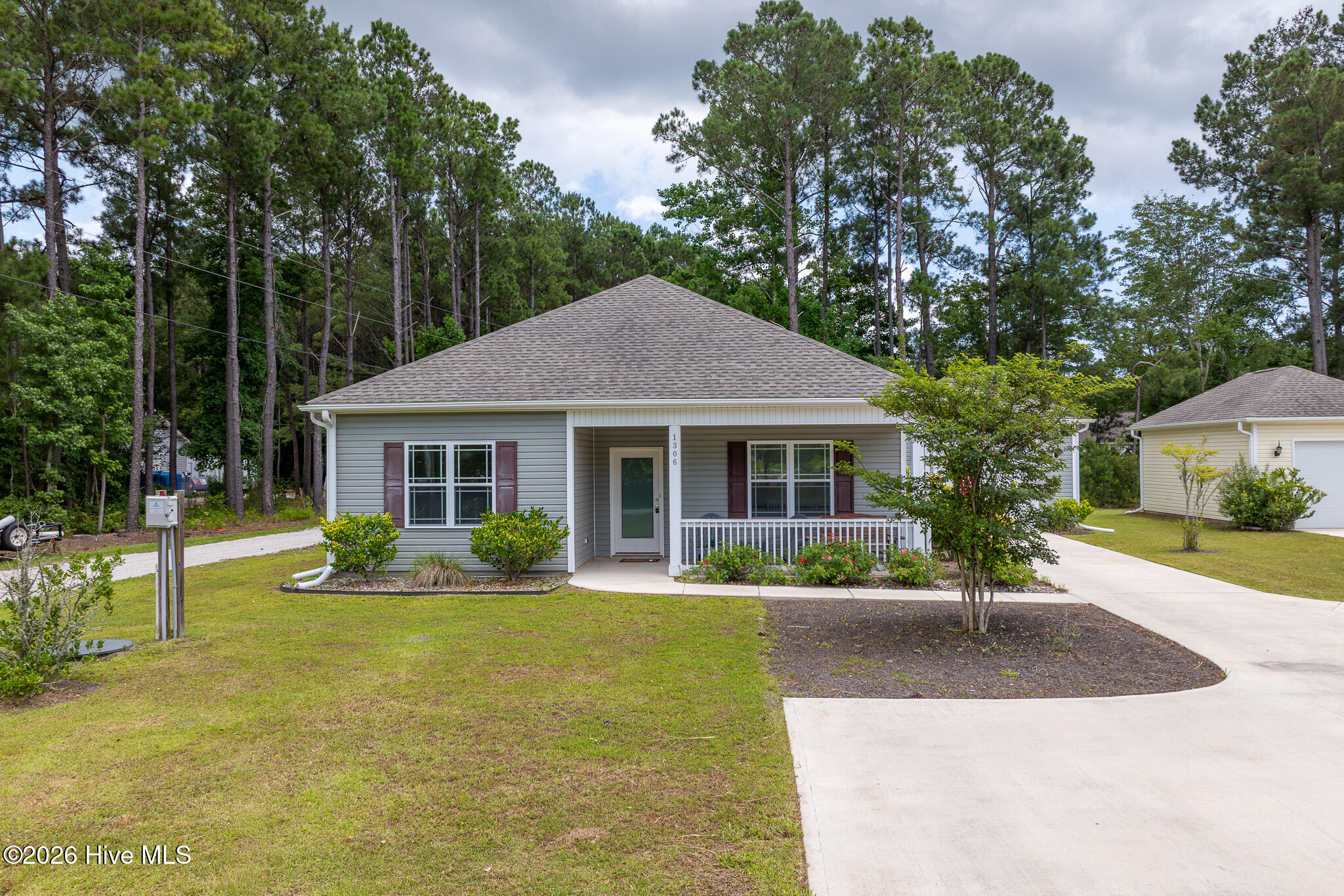 1306 Old Folkstone Road