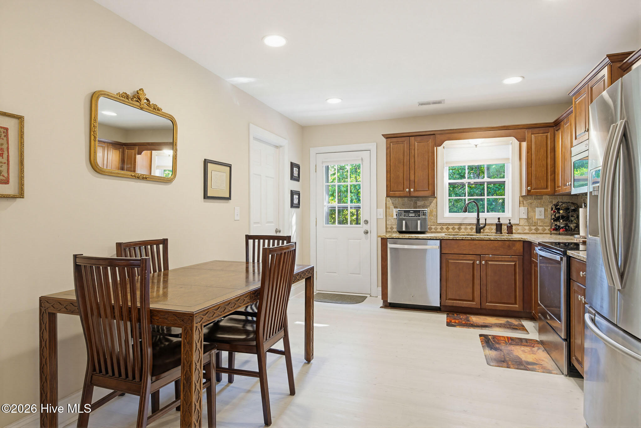 105 Sages Ridge Drive