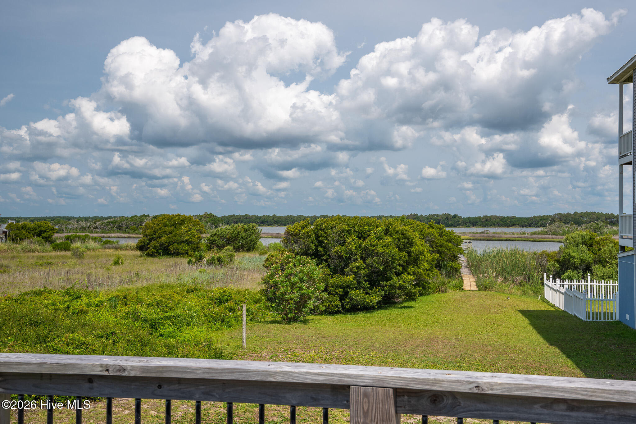 2999 Island Drive