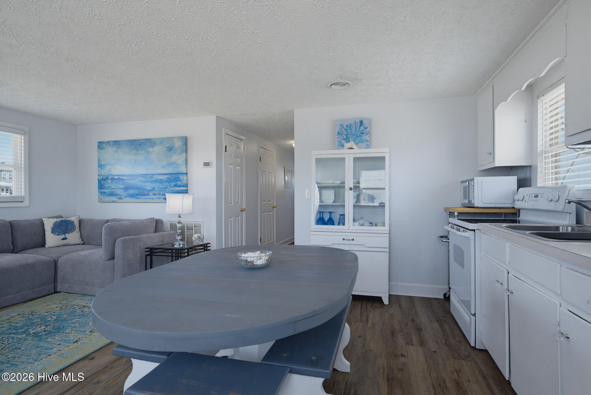 2999 Island Drive