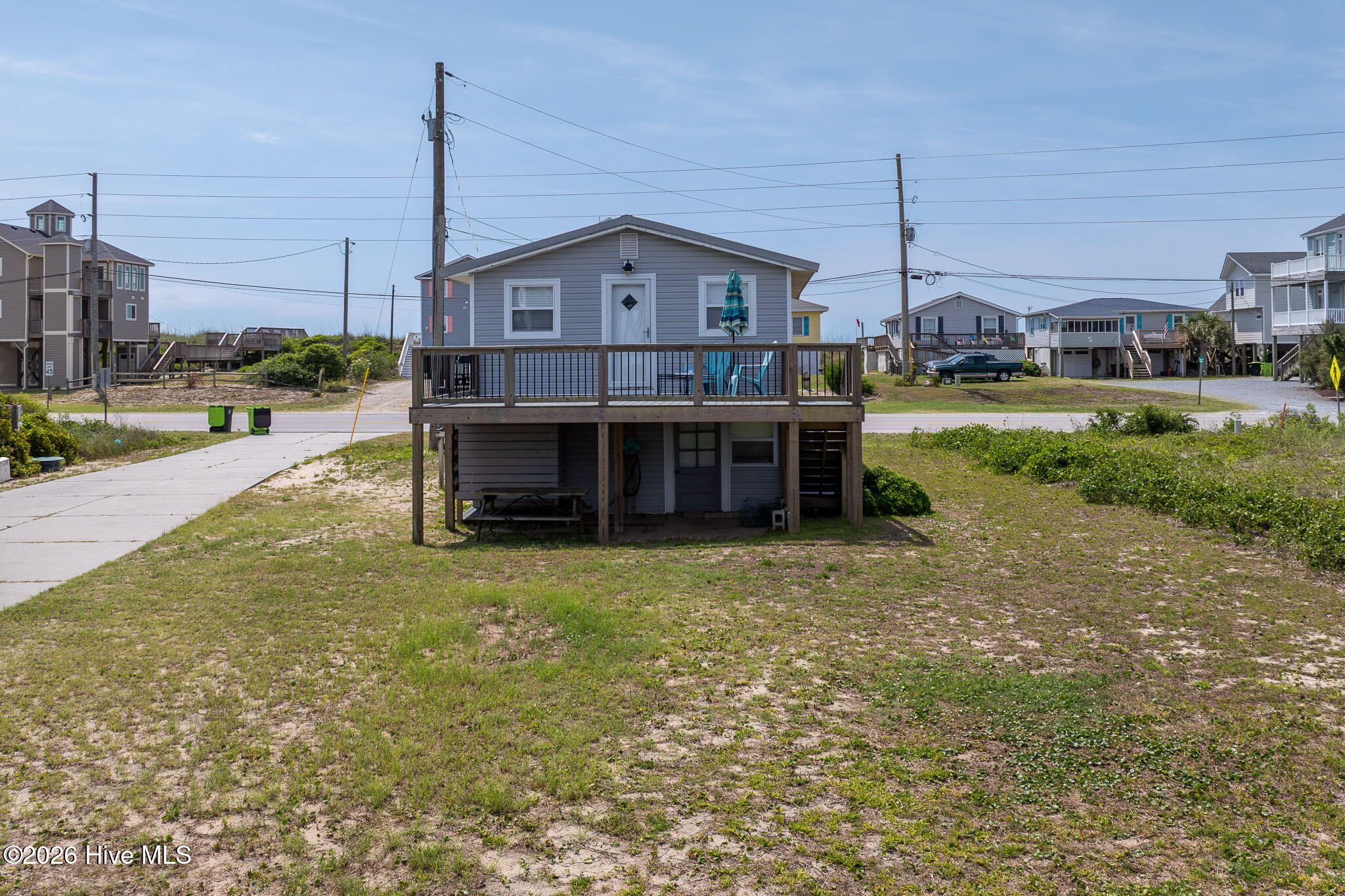 2999 Island Drive