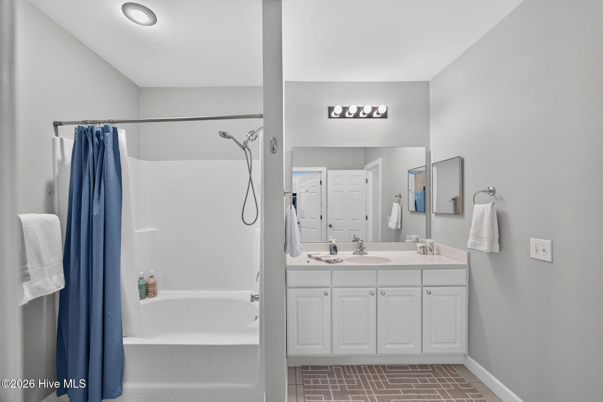 2801 Bloomfield Lane Unit 201