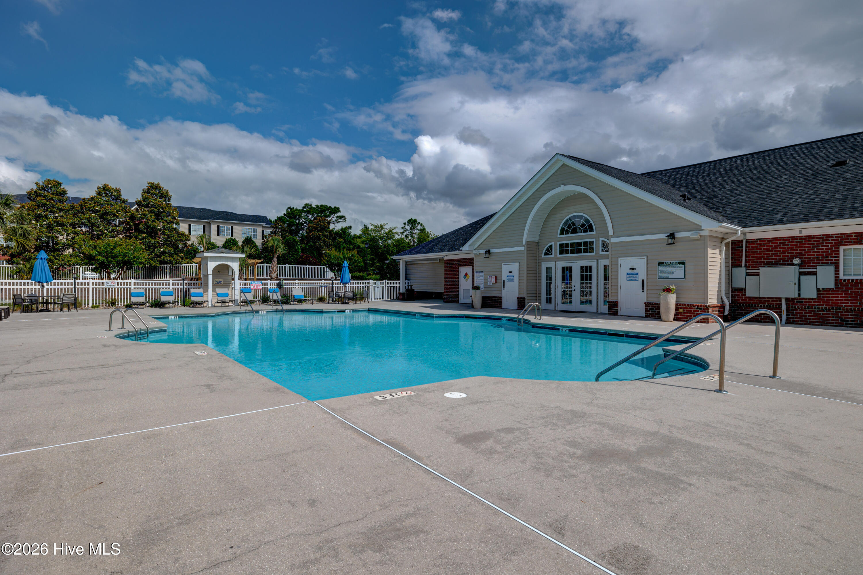 2801 Bloomfield Lane Unit 201