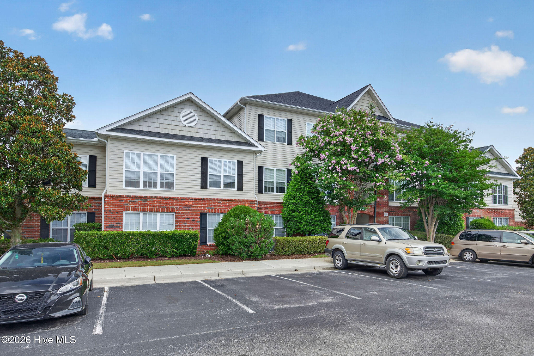 2801 Bloomfield Lane Unit 201
