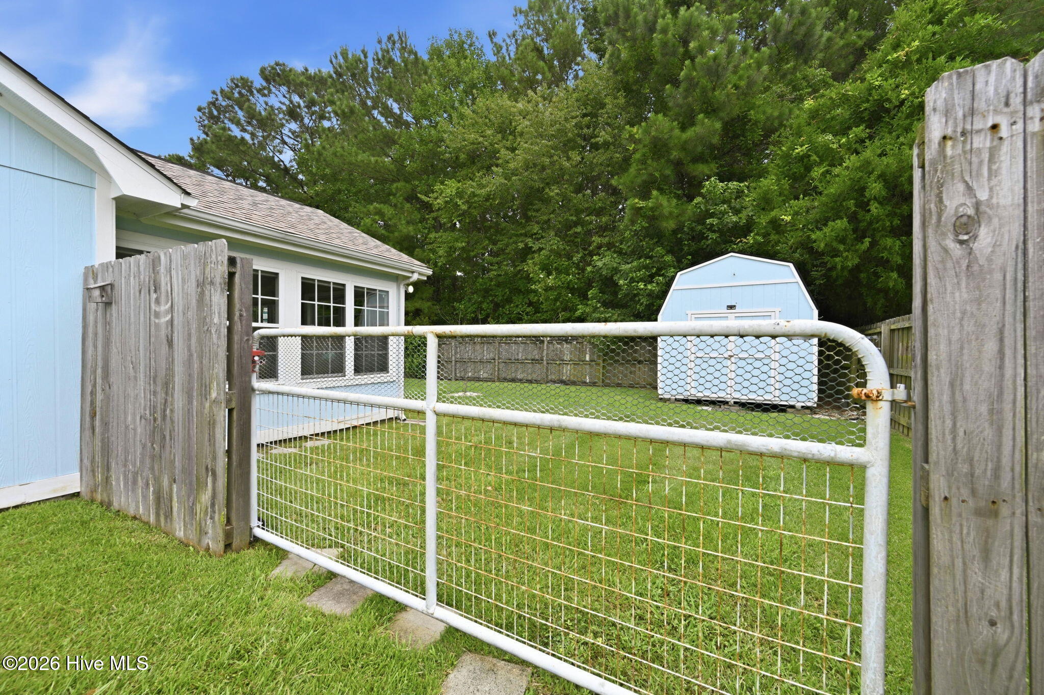 121 Daphne Drive