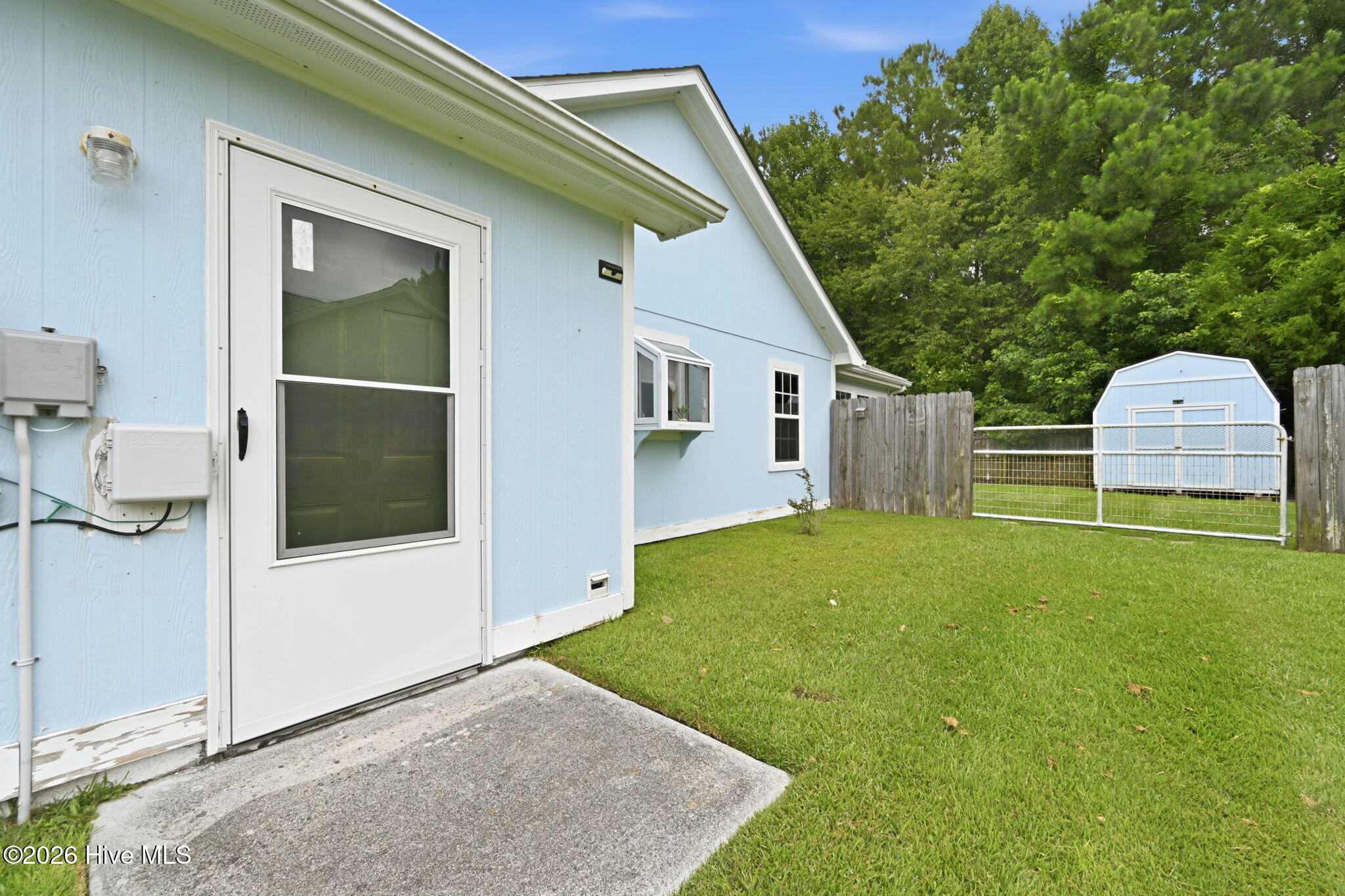 121 Daphne Drive