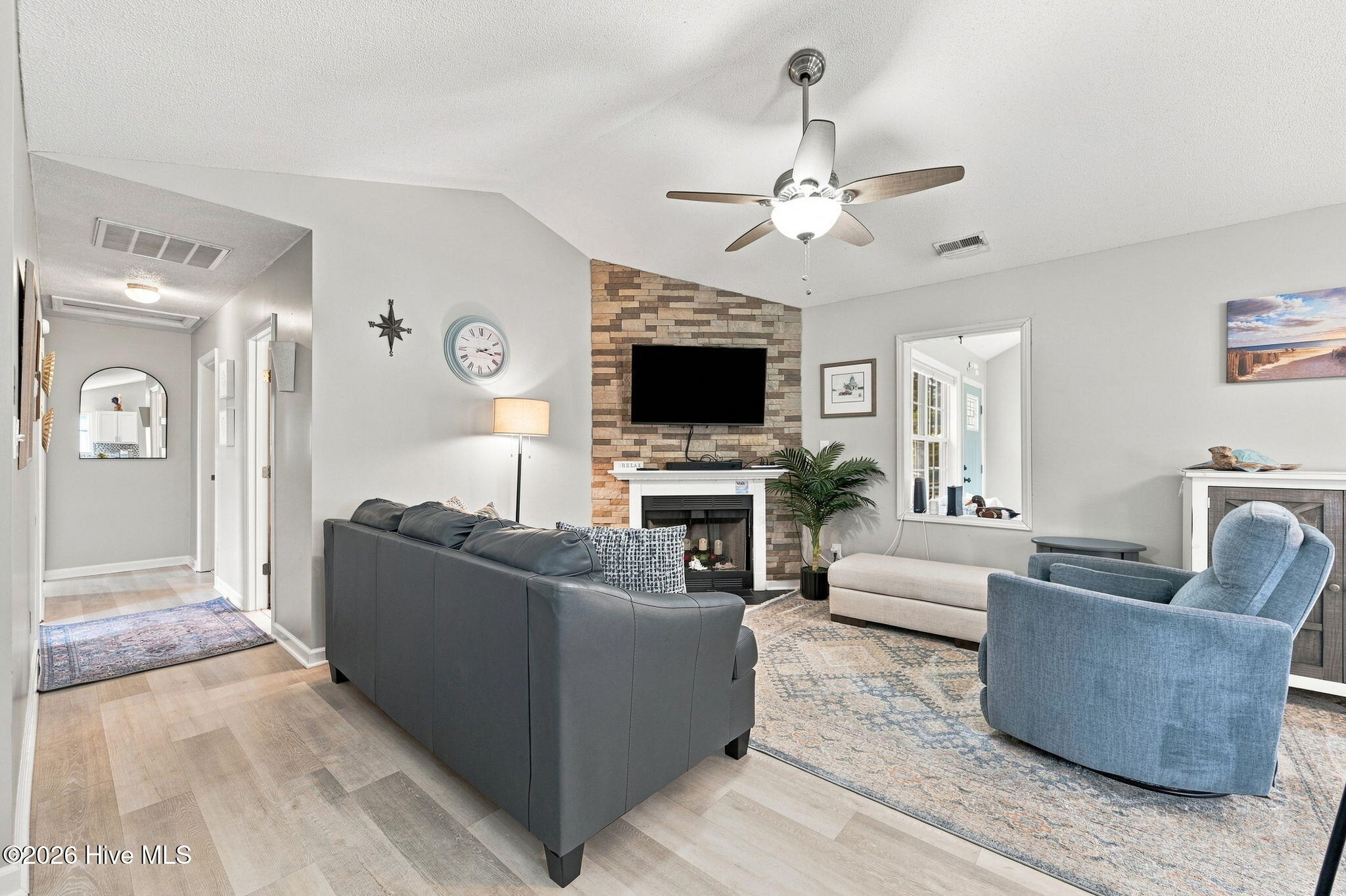 121 Daphne Drive