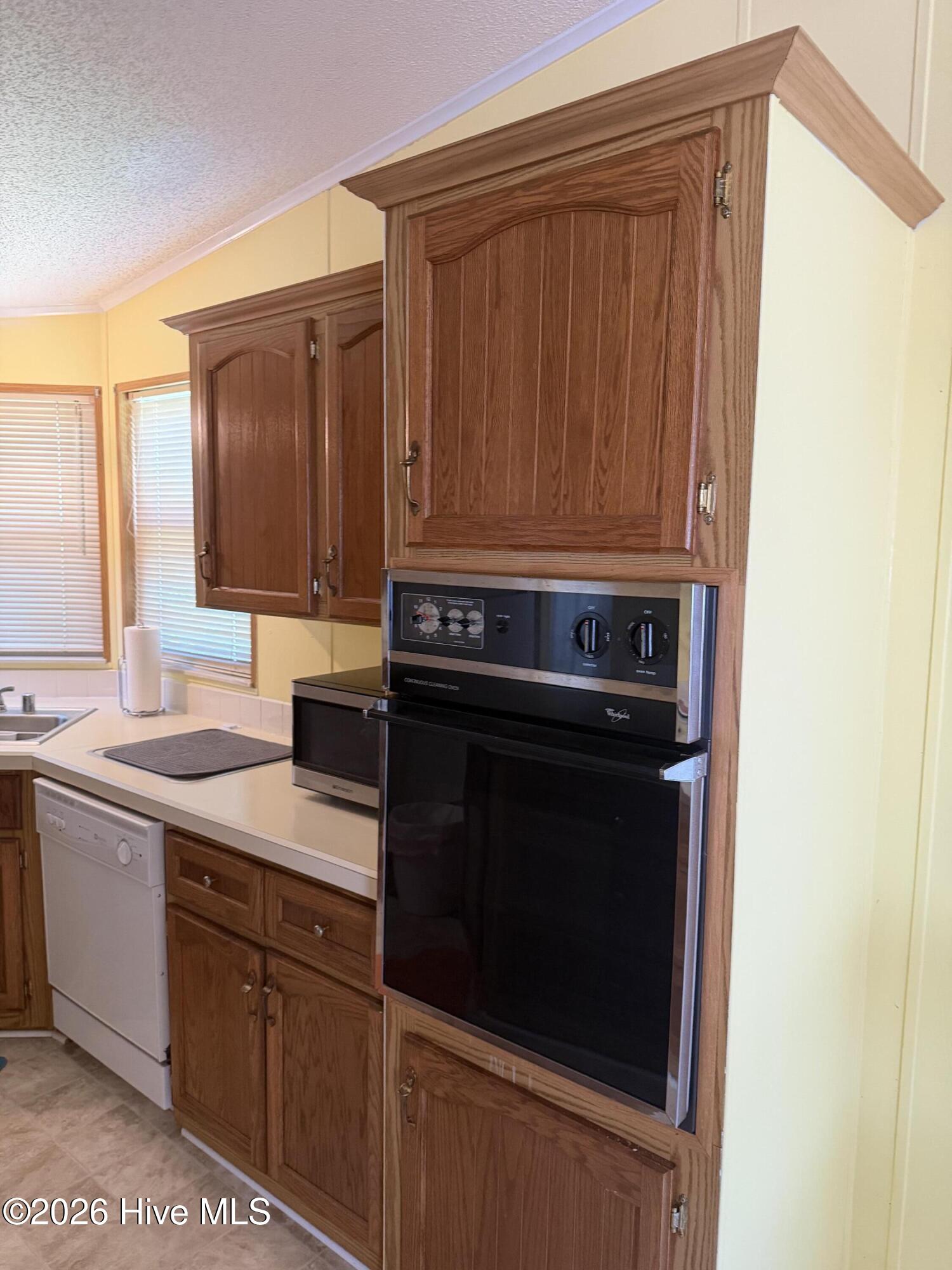606 Galley Court