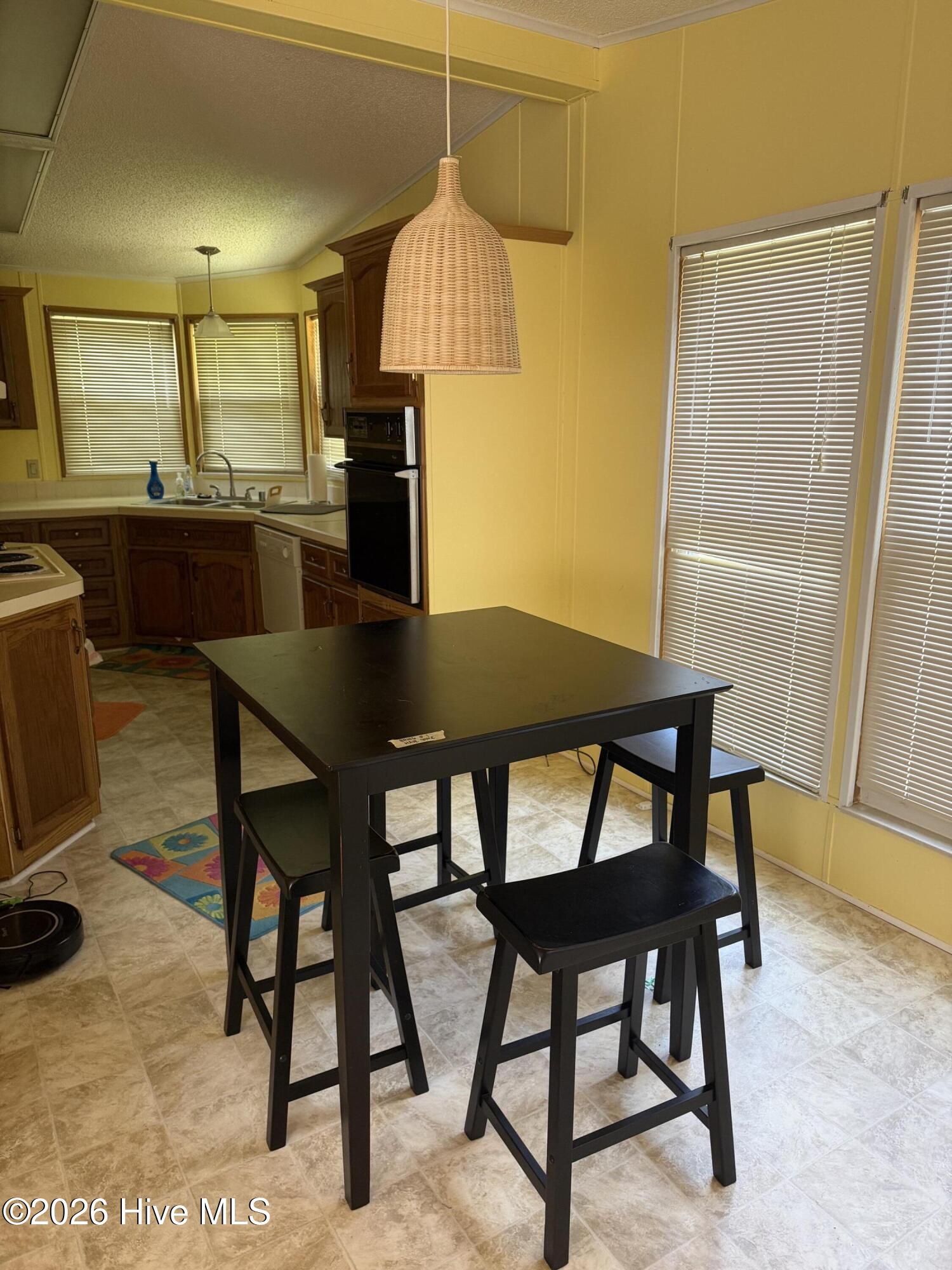 606 Galley Court