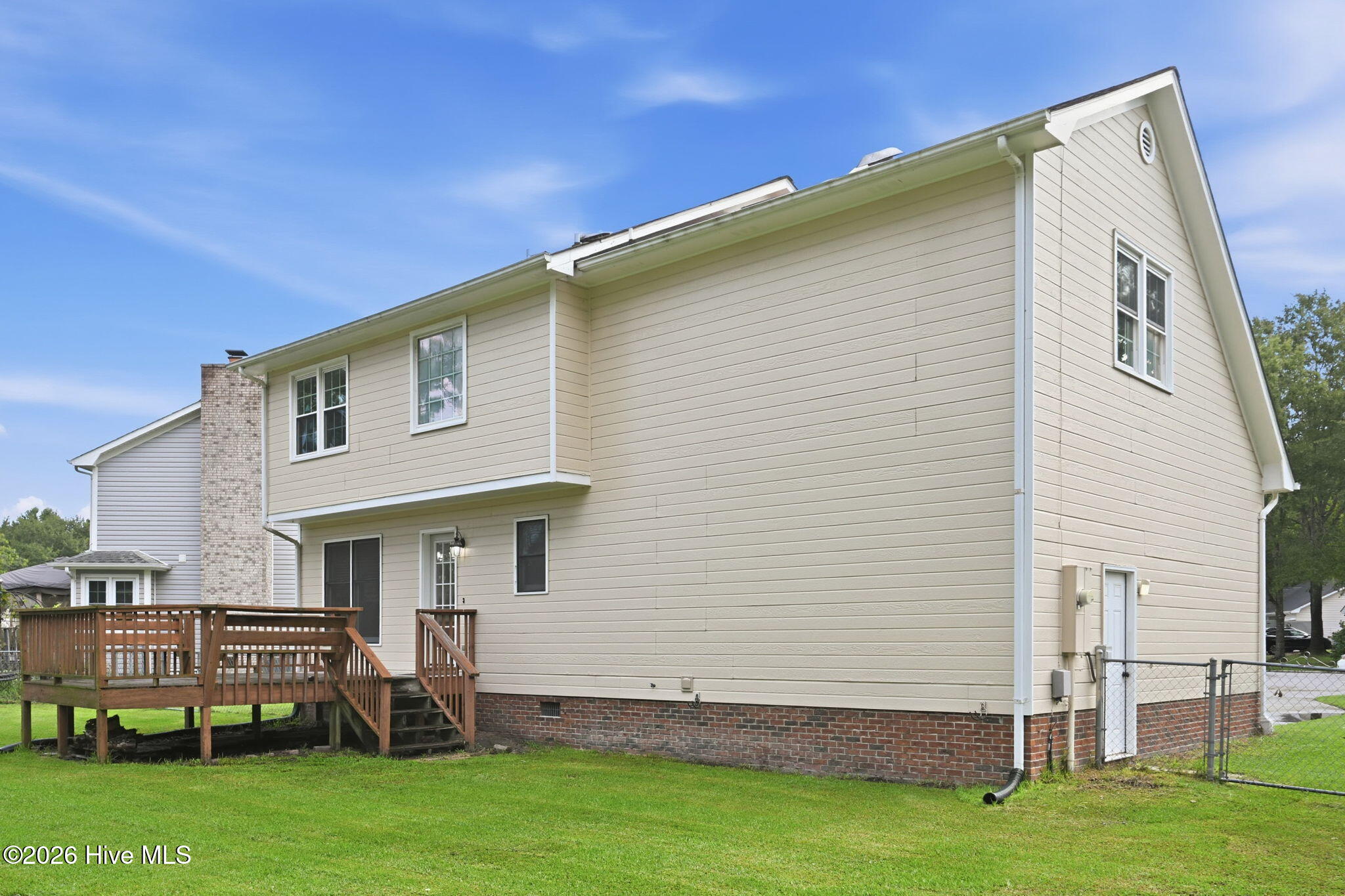120 Woodbridge Court